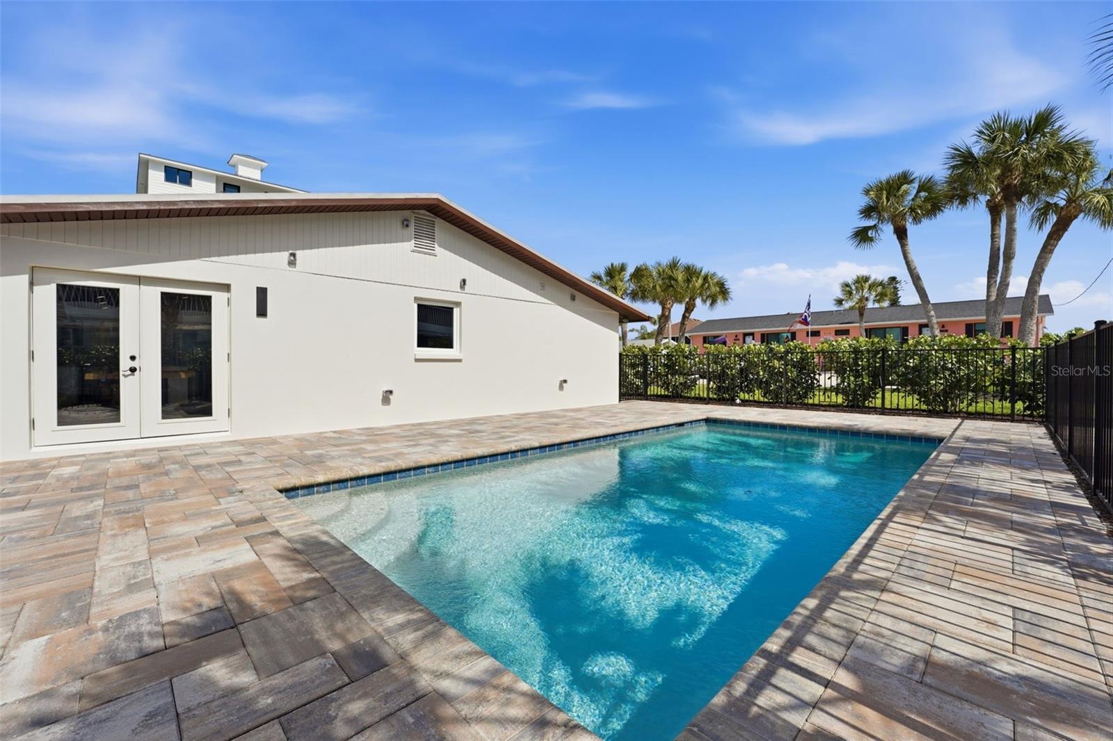 CHADWICKS RESUB LTS 07 08 10 17-20 & 35 - Residential