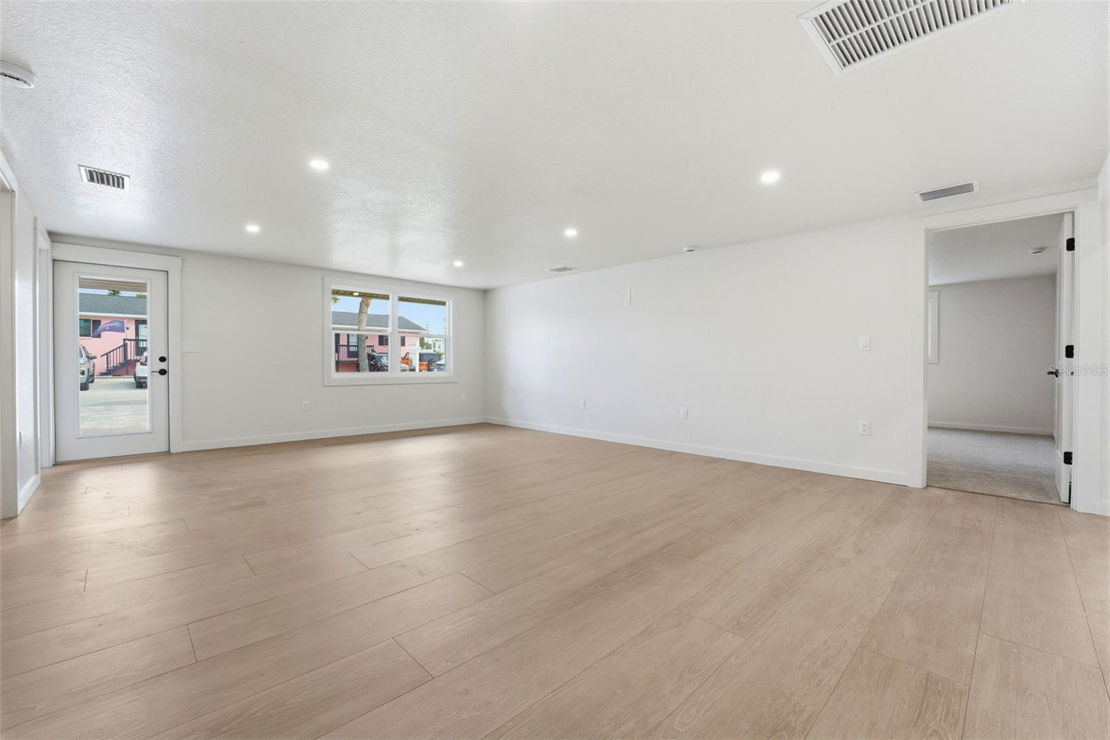 CHADWICKS RESUB LTS 07 08 10 17-20 & 35 - Residential