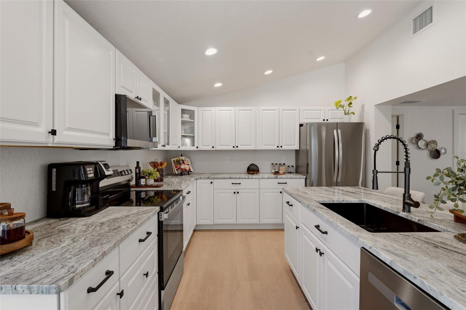 CHADWICKS RESUB LTS 07 08 10 17-20 & 35 - Residential