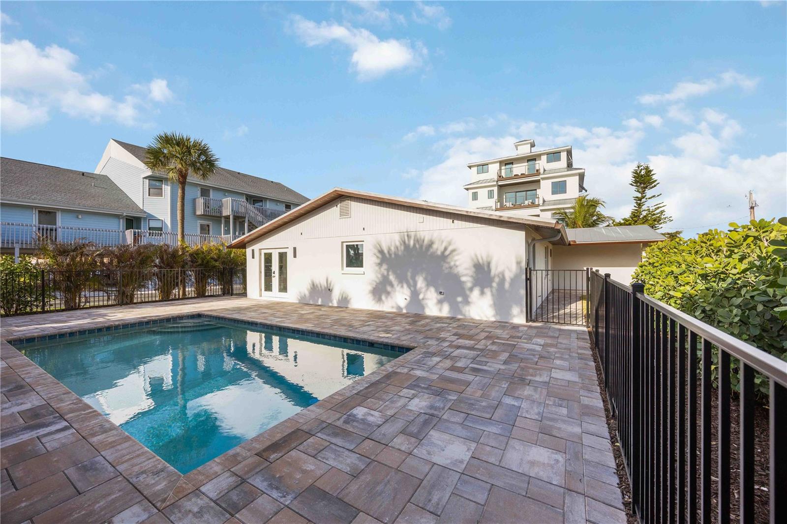 CHADWICKS RESUB LTS 07 08 10 17-20 & 35 - Residential