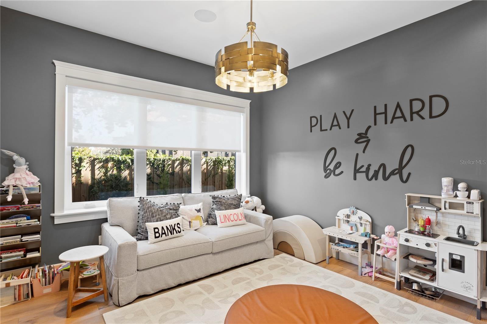 PARKLAND ESTATES REV - Residential