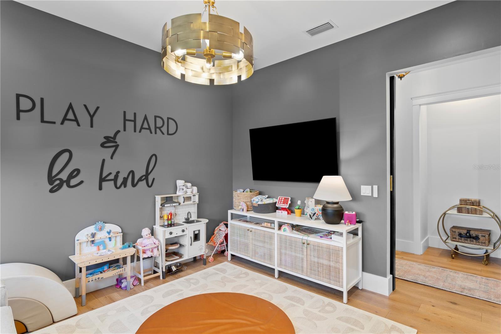 PARKLAND ESTATES REV - Residential