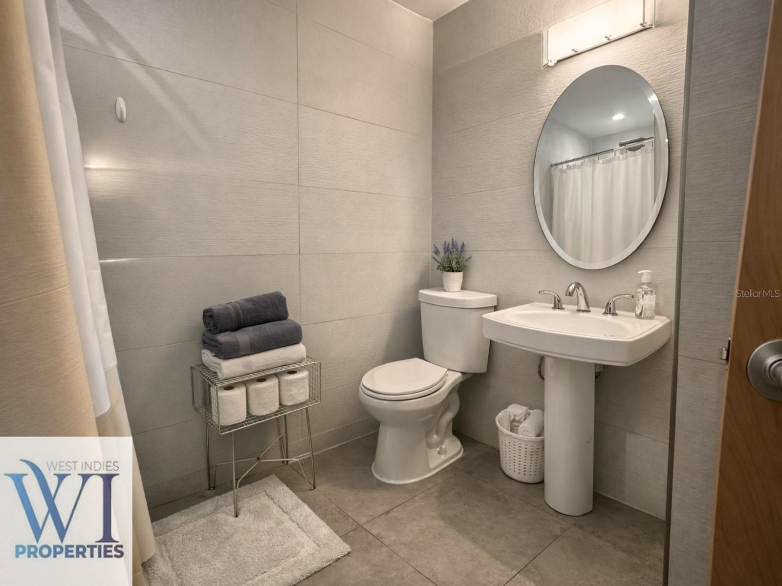 COND. AQUARIUS VACATION CLUB (DORADO DEL MAR) - Residential