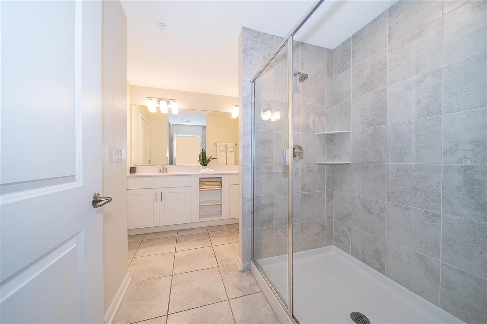 THE TERRACES AT STOREY LAKE CONDO 2 PH 13 - Residential