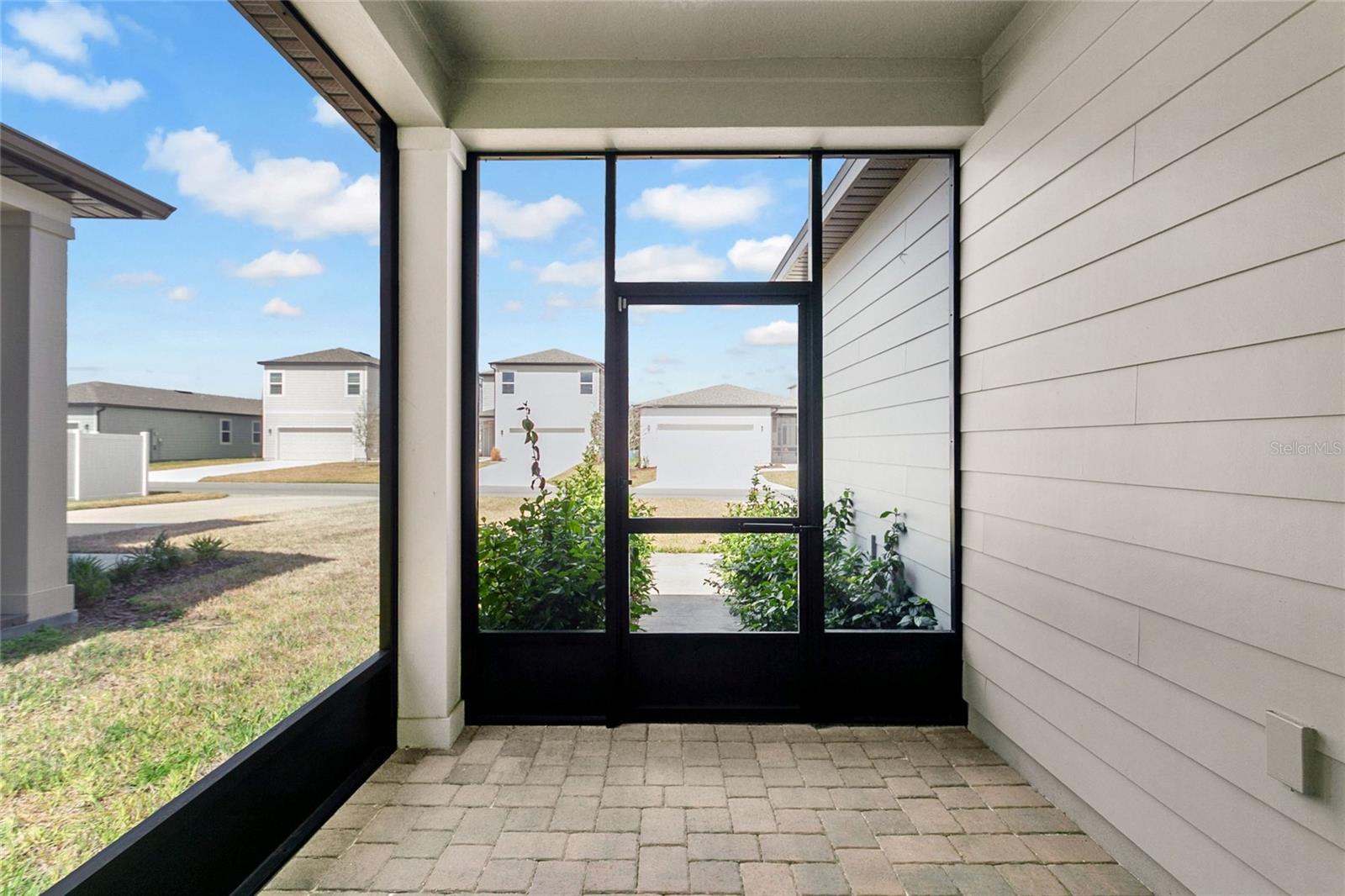 NORTHLAKE/OVATION PH 1 - Residential Lease