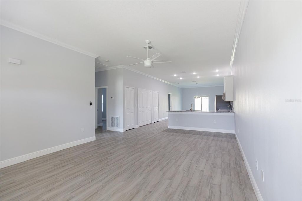 Photo of 309 Dundee Drive, Kissimmee, FL 34759 (MLS # S5141375)