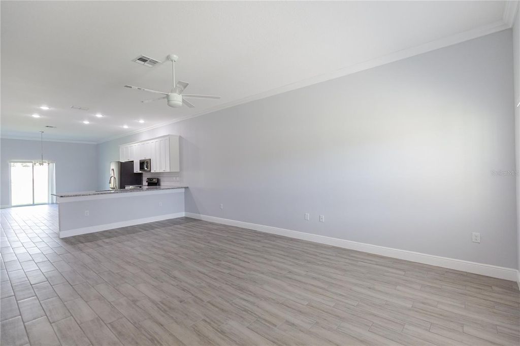 Photo of 309 Dundee Drive, Kissimmee, FL 34759 (MLS # S5141375)