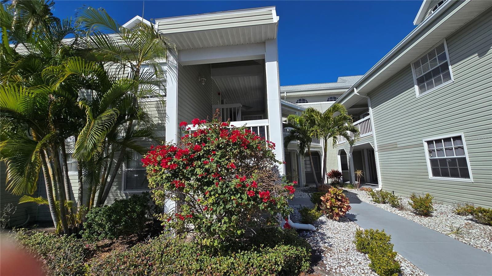 STONES THROW CONDO - Residential