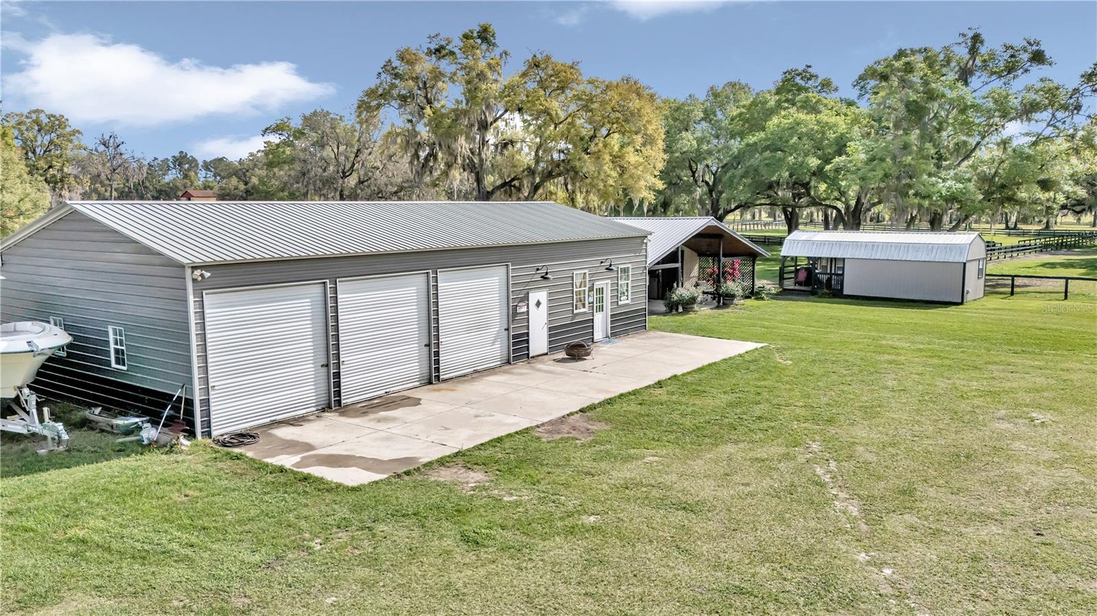 FORTY OAKS FARM - Farm