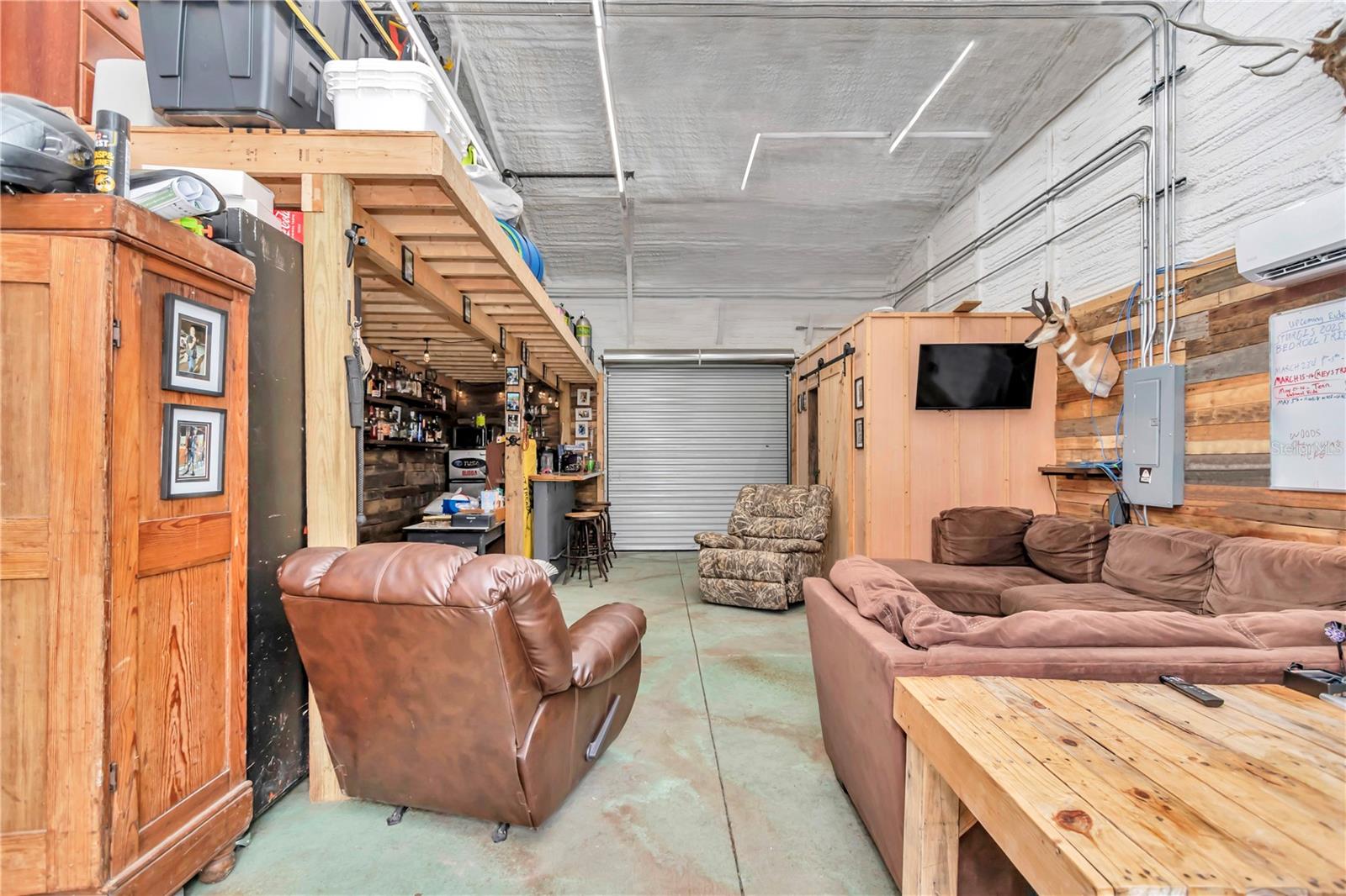 FORTY OAKS FARM - Farm