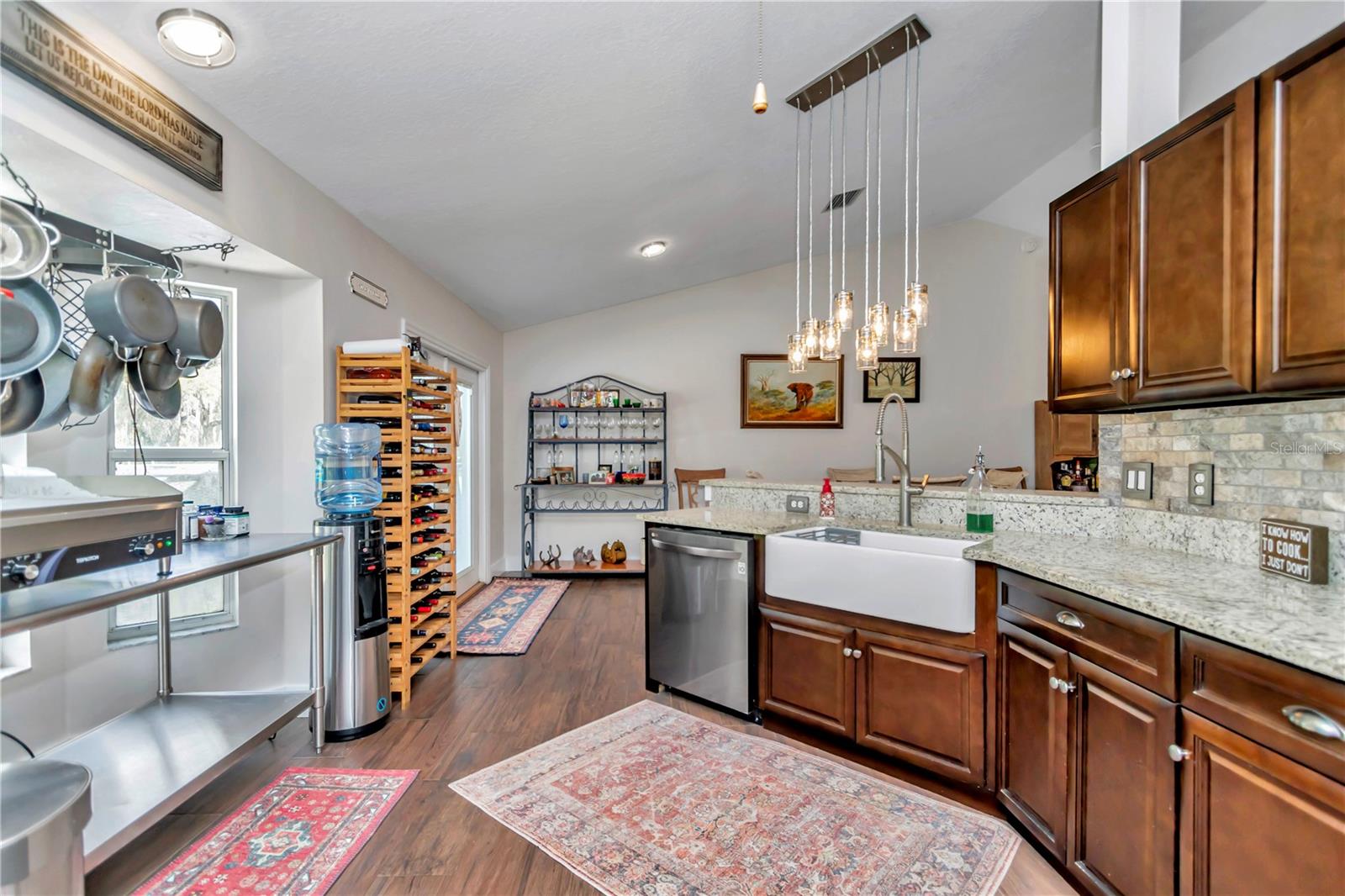 FORTY OAKS FARM - Farm