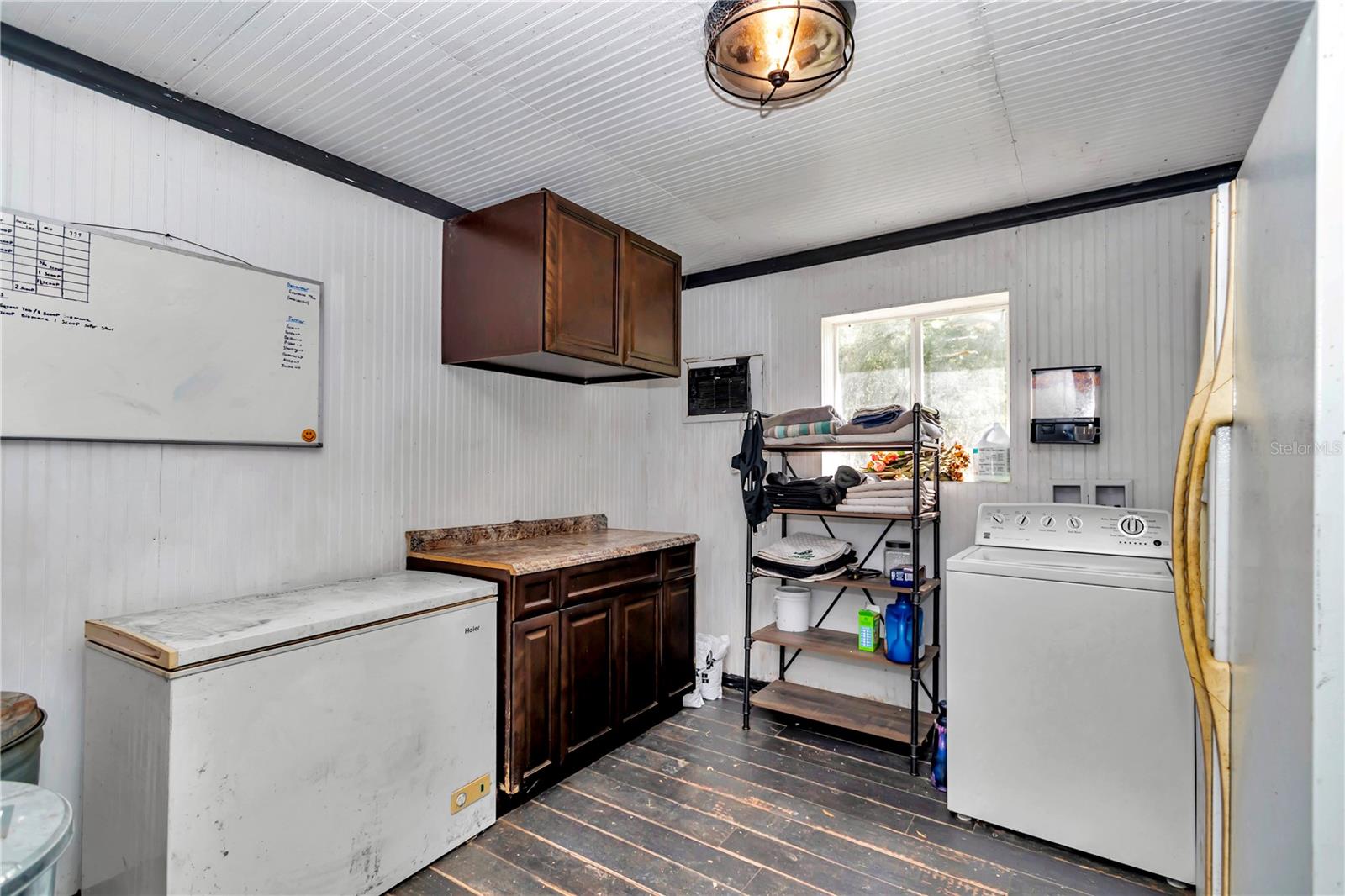 FORTY OAKS FARM - Farm