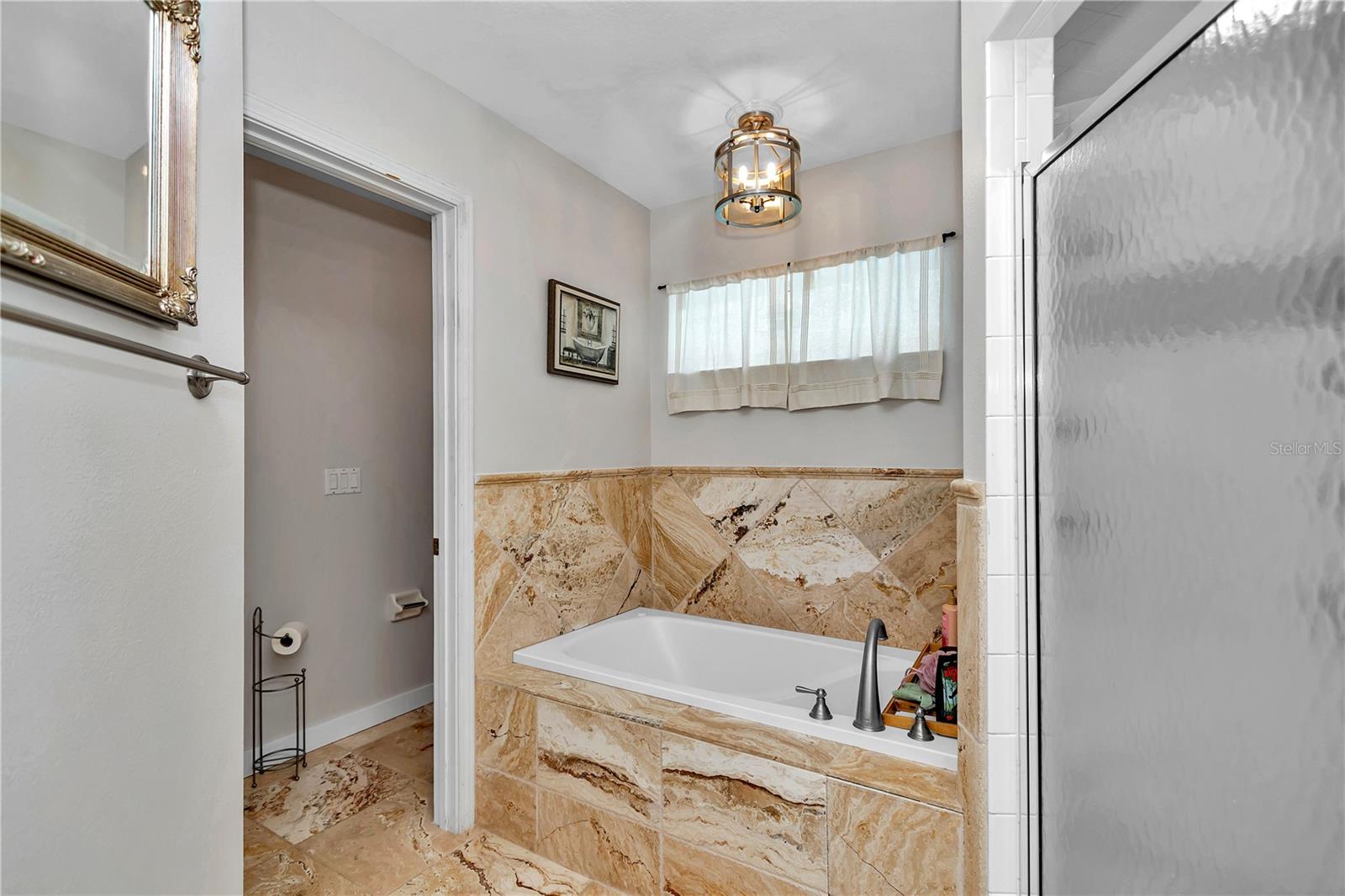 FORTY OAKS FARM - Farm