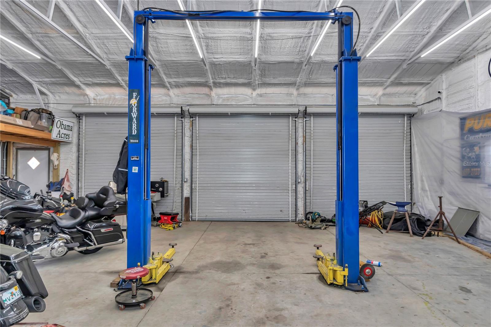 FORTY OAKS FARM - Farm