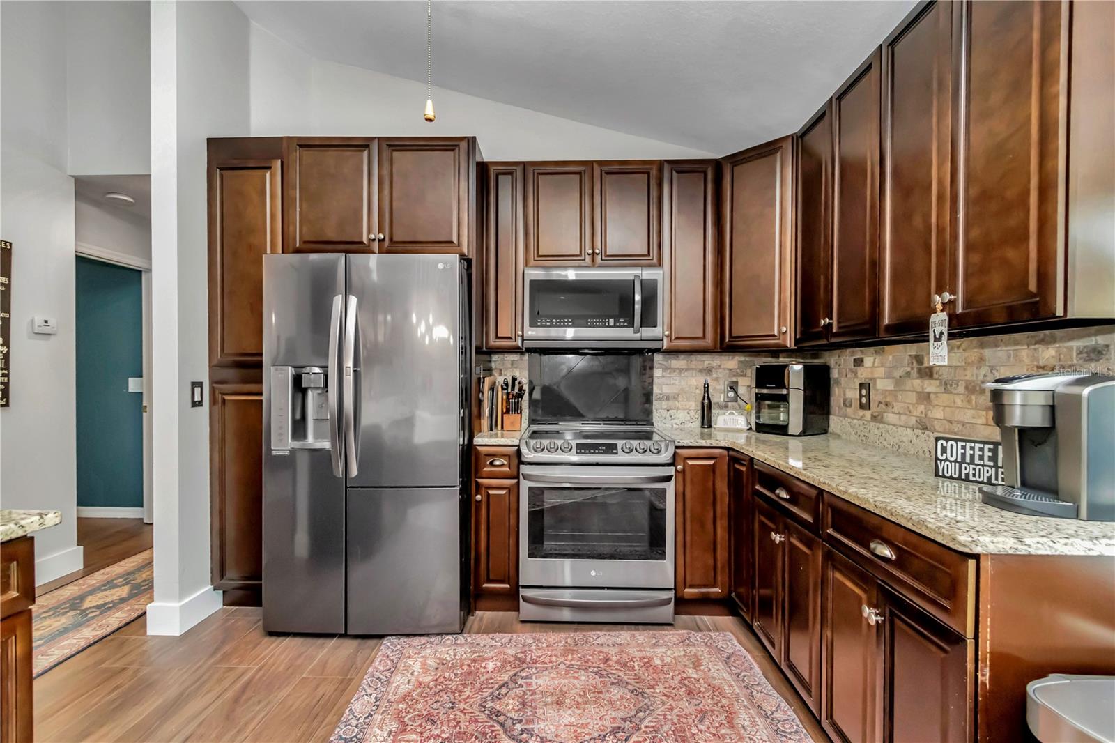 FORTY OAKS FARM - Farm