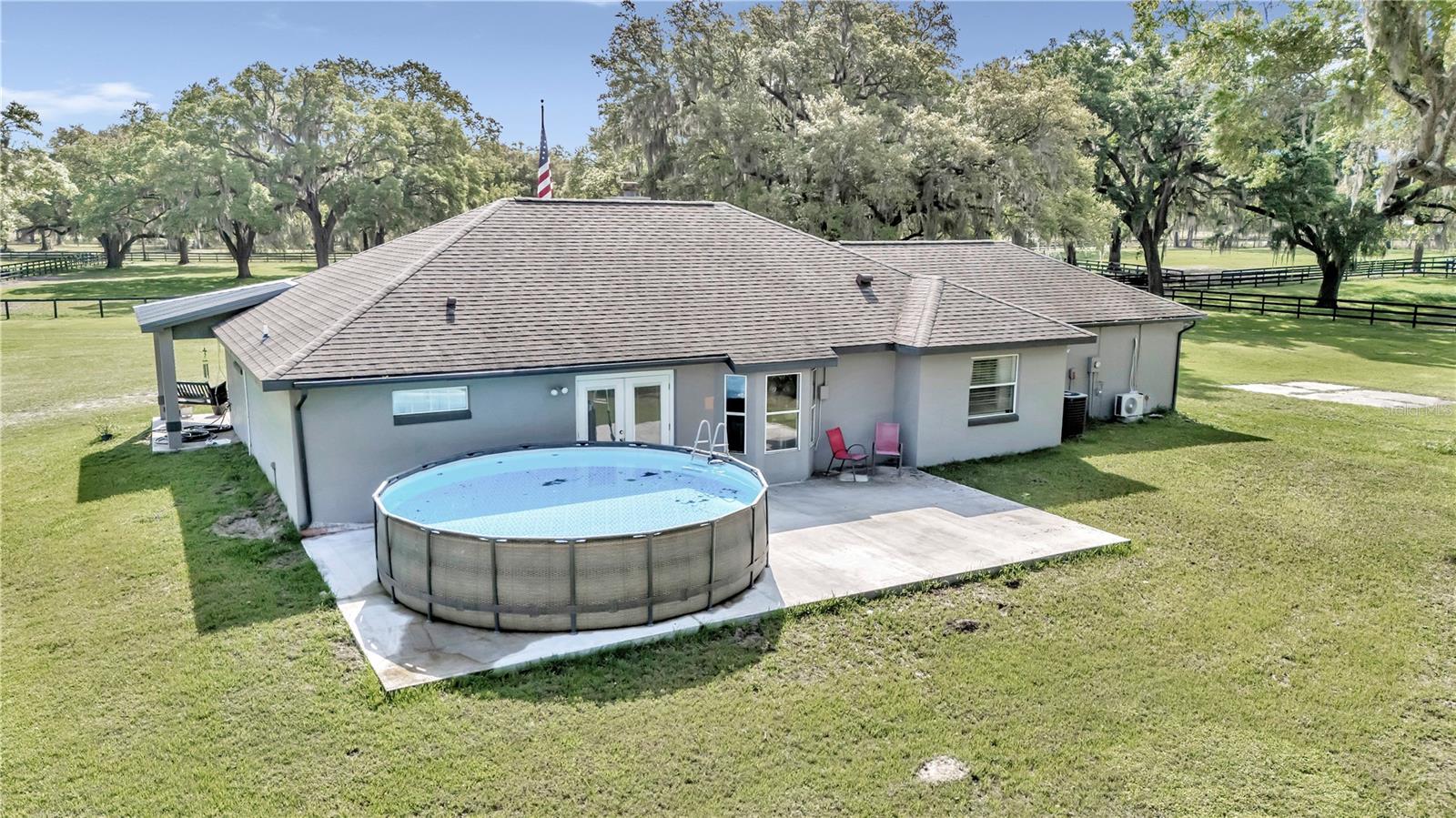 FORTY OAKS FARM - Farm