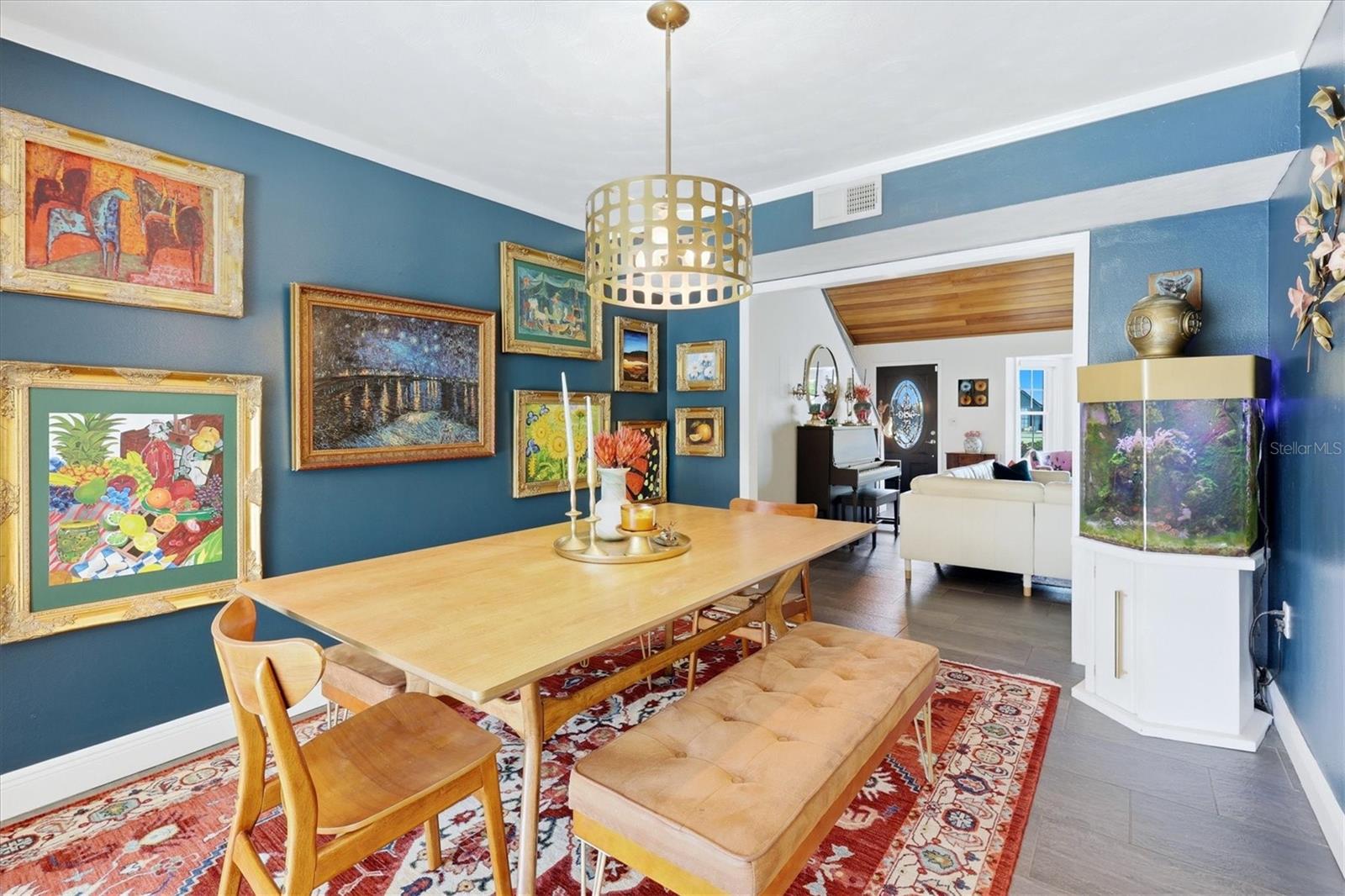 EASTPOINTE PH 01 - Residential
