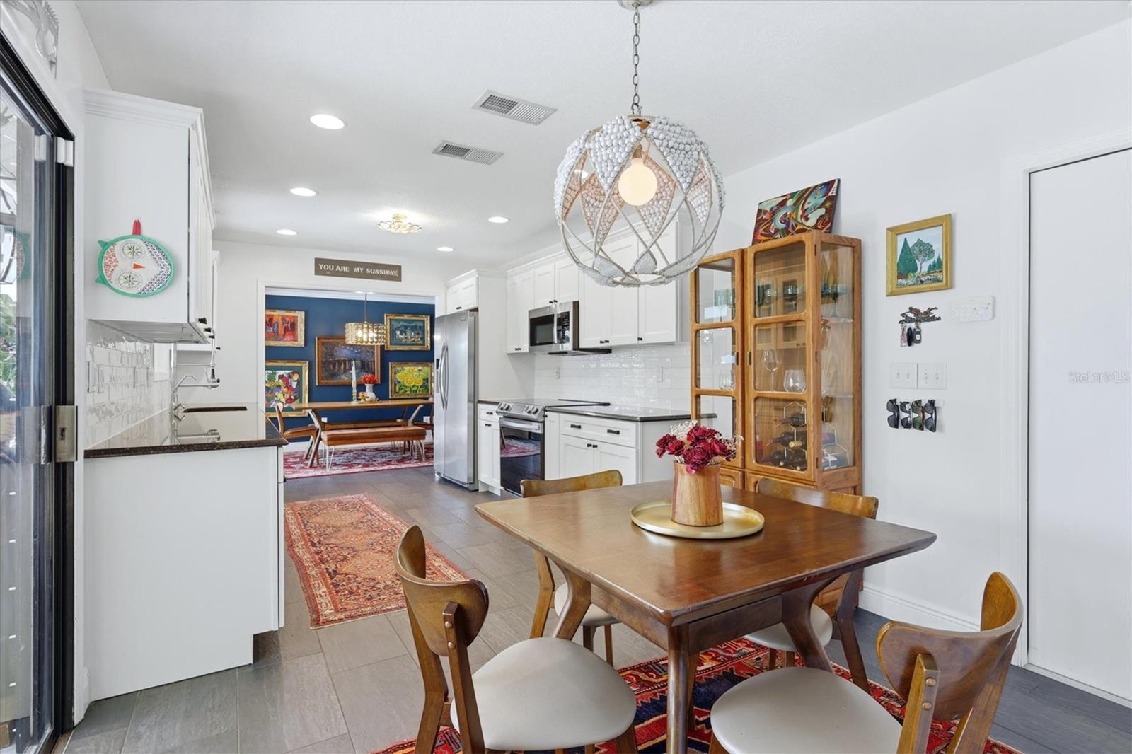 EASTPOINTE PH 01 - Residential