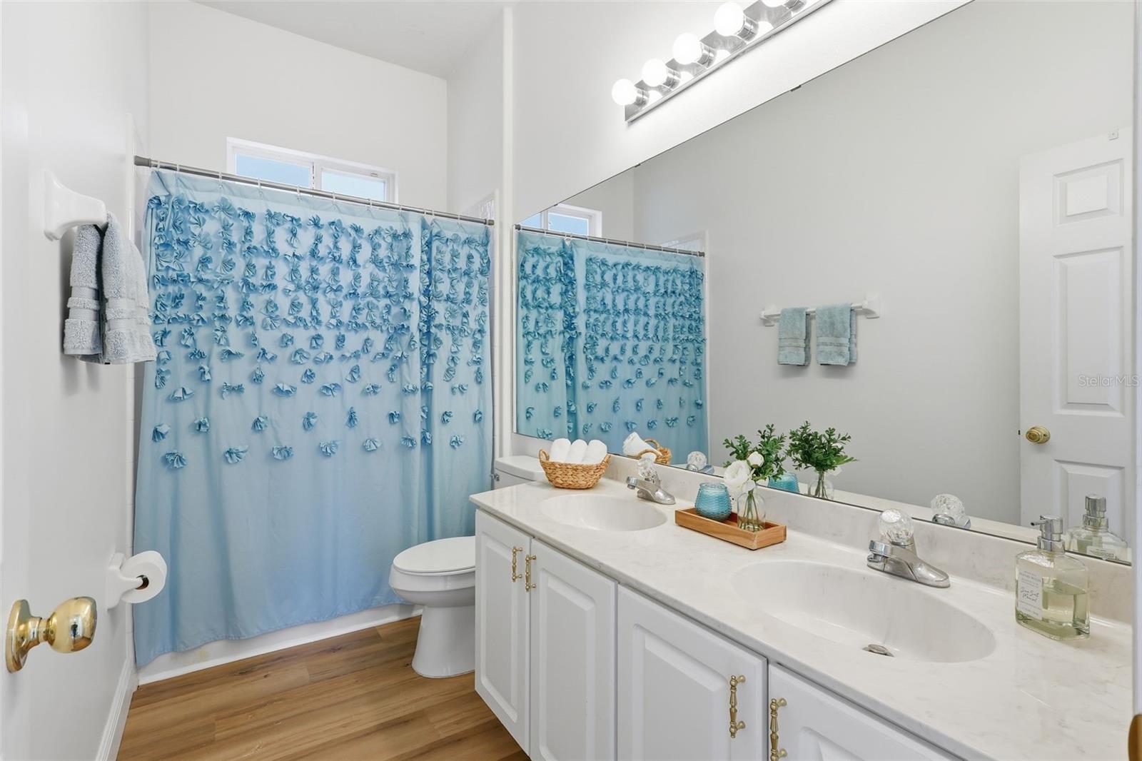 HERON BAY AT MEADOW WOODS 44/54 - Residential