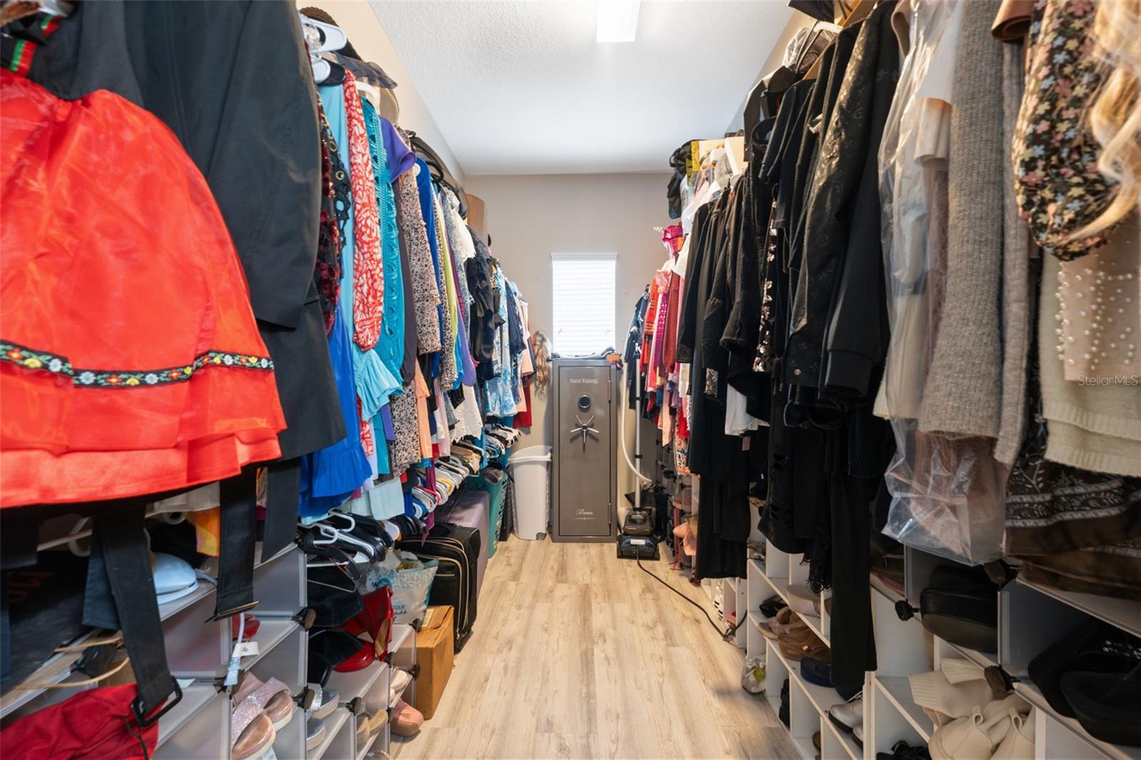 FISHHAWK RANCH TOWNCENTER PHAS - Residential