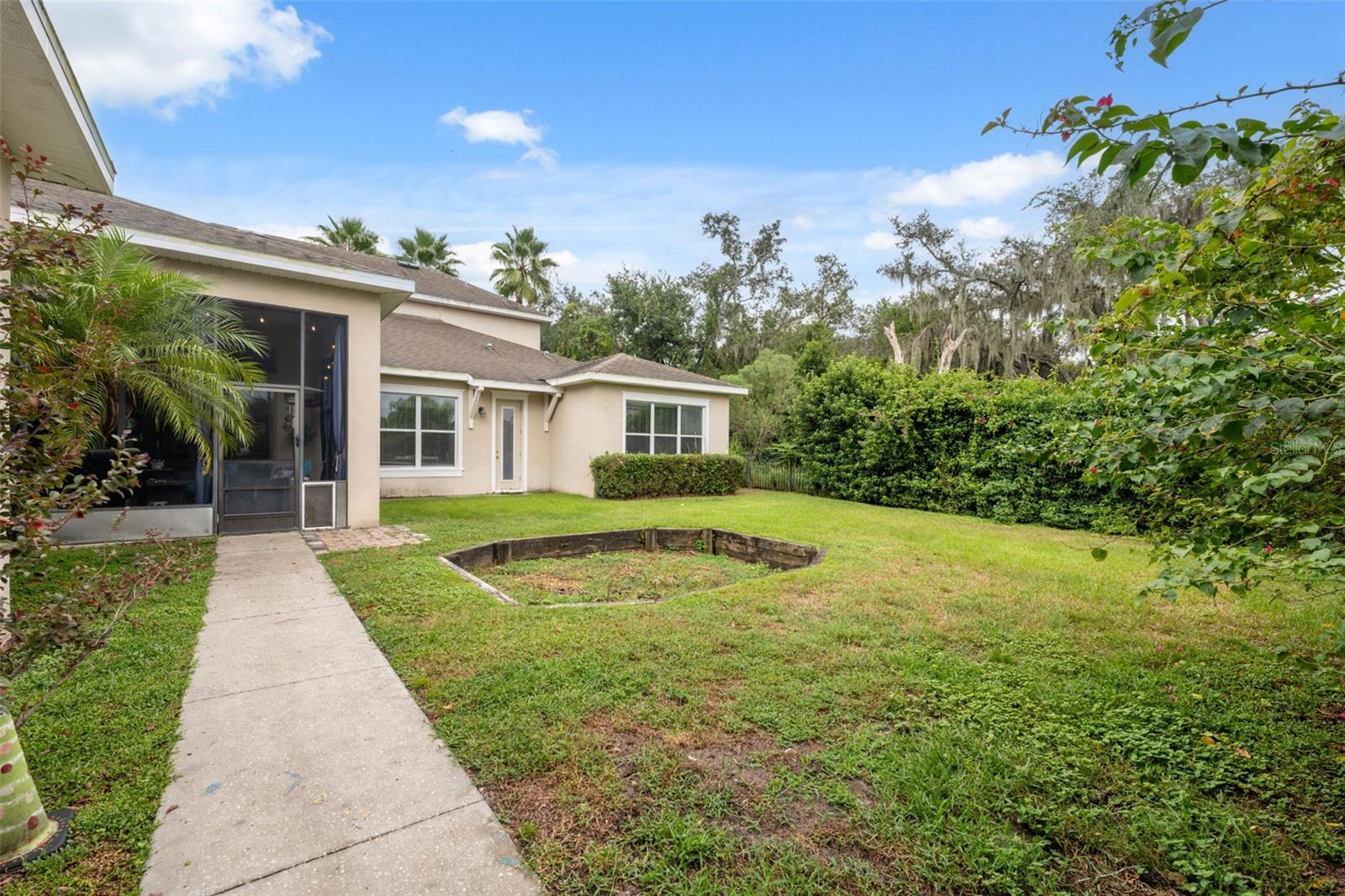 FISHHAWK RANCH TOWNCENTER PHAS - Residential