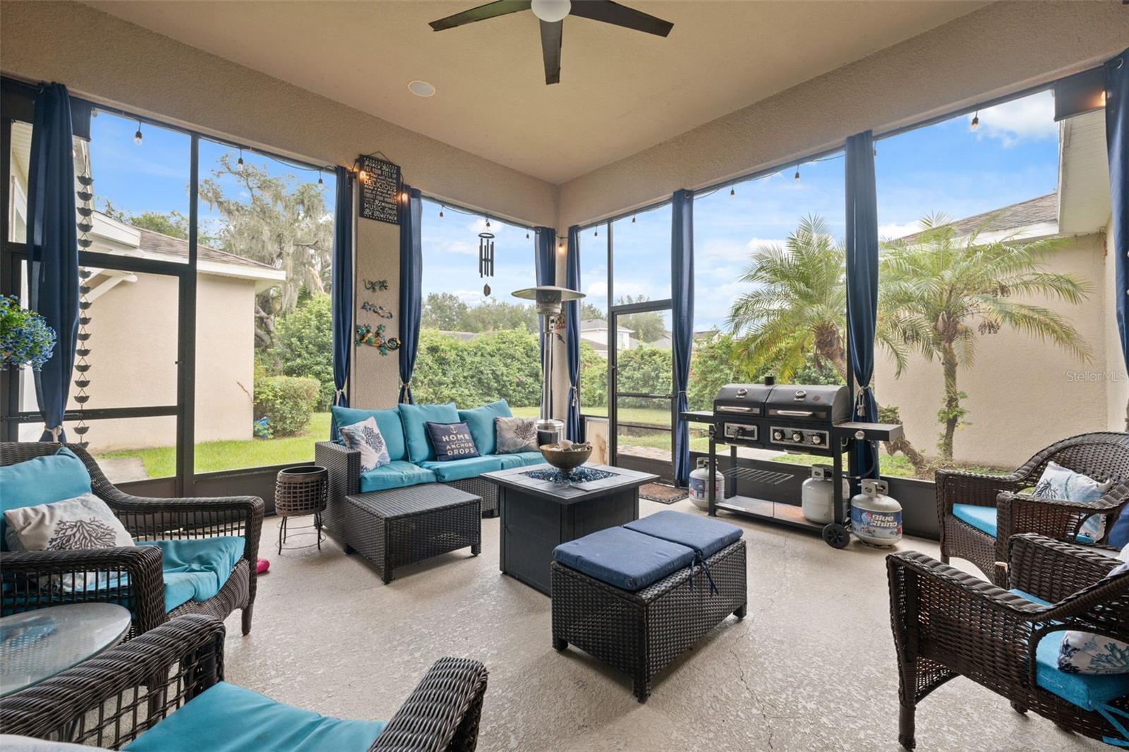 FISHHAWK RANCH TOWNCENTER PHAS - Residential