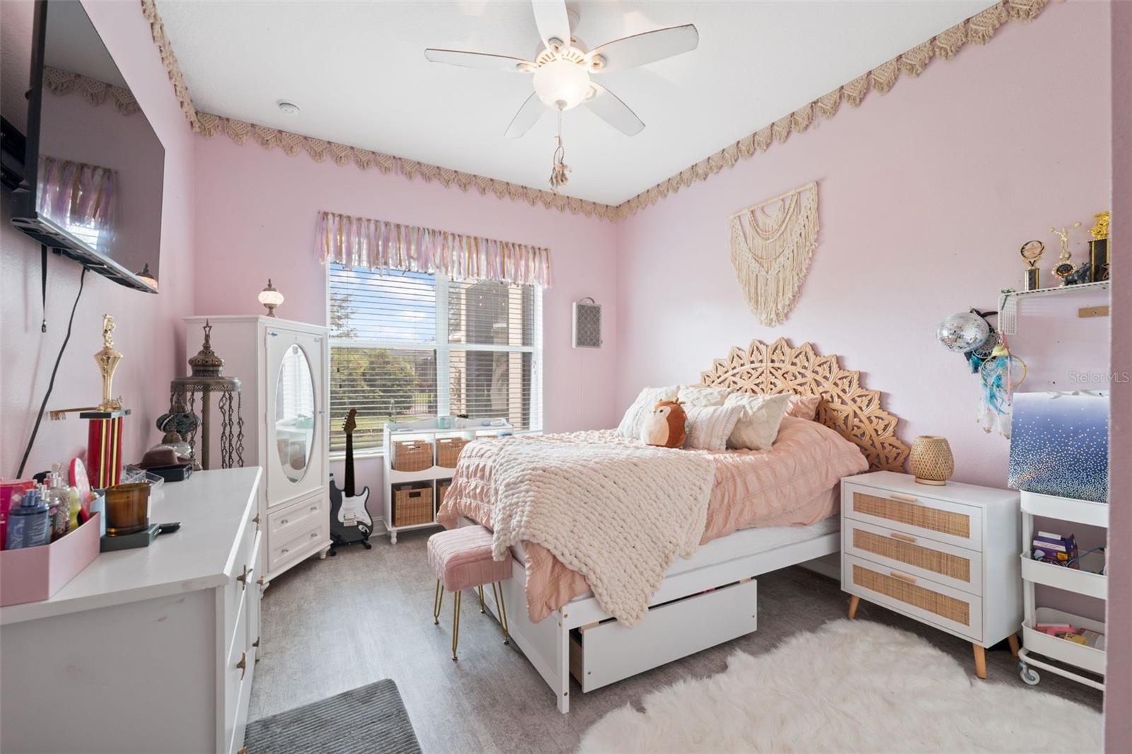 FISHHAWK RANCH TOWNCENTER PHAS - Residential