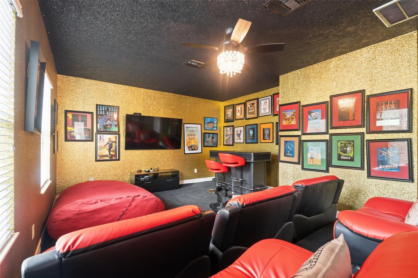 FISHHAWK RANCH TOWNCENTER PHAS - Residential