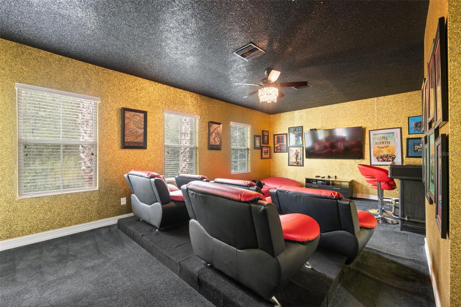 FISHHAWK RANCH TOWNCENTER PHAS - Residential