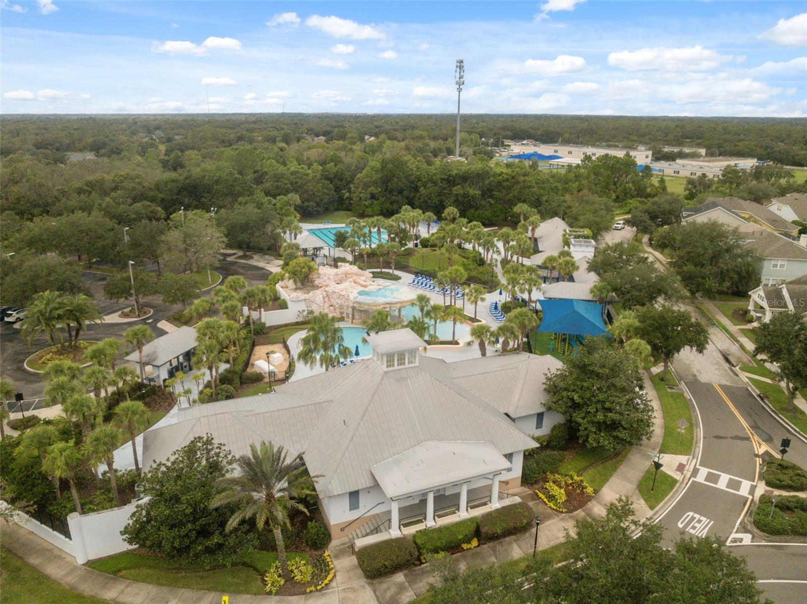 FISHHAWK RANCH TOWNCENTER PHAS - Residential