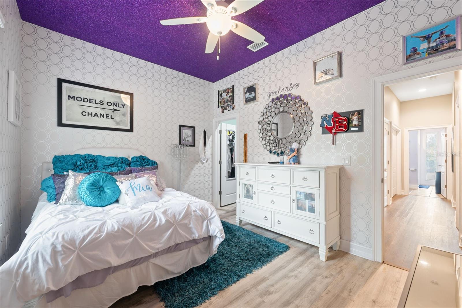 FISHHAWK RANCH TOWNCENTER PHAS - Residential