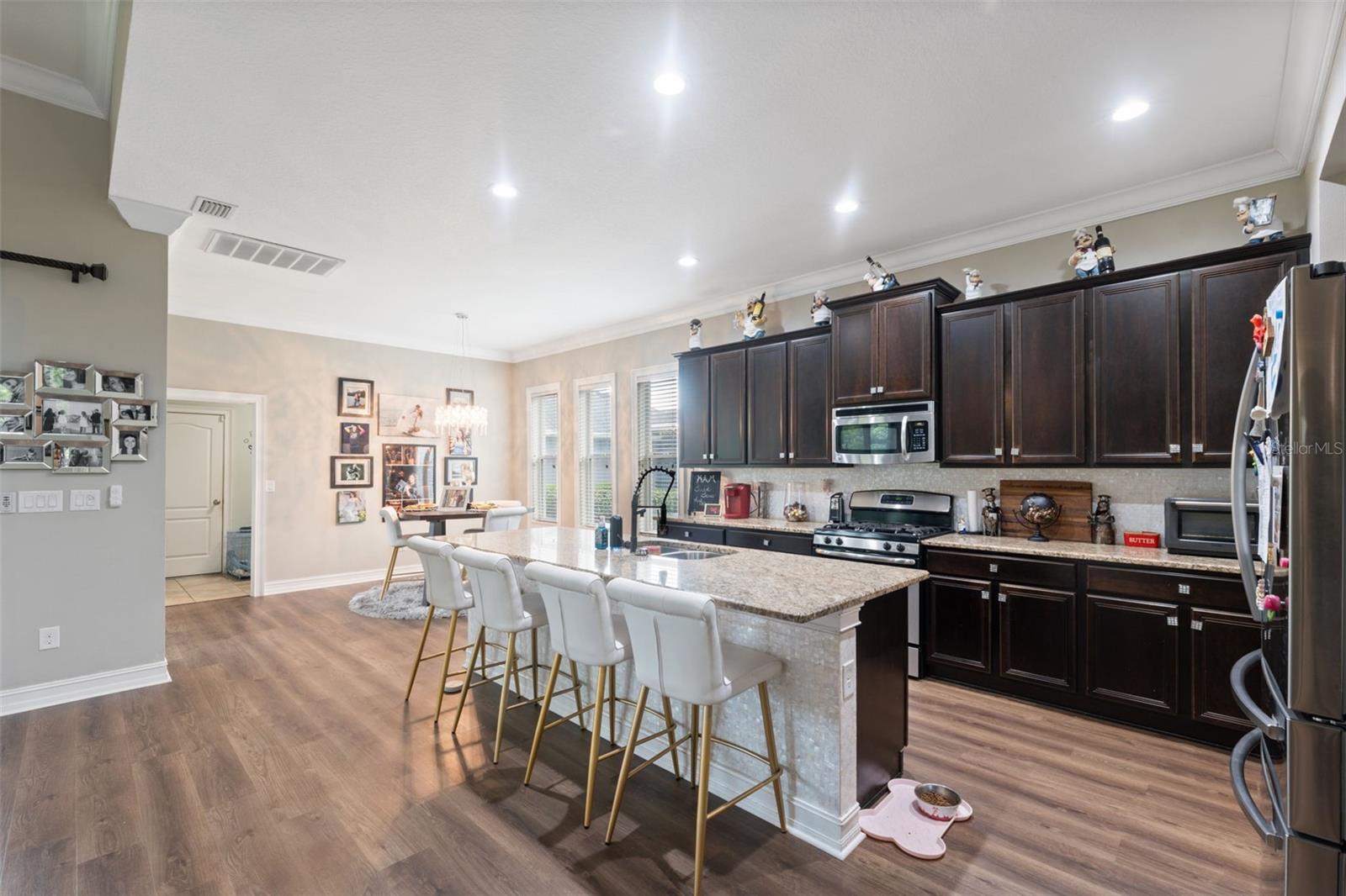 FISHHAWK RANCH TOWNCENTER PHAS - Residential