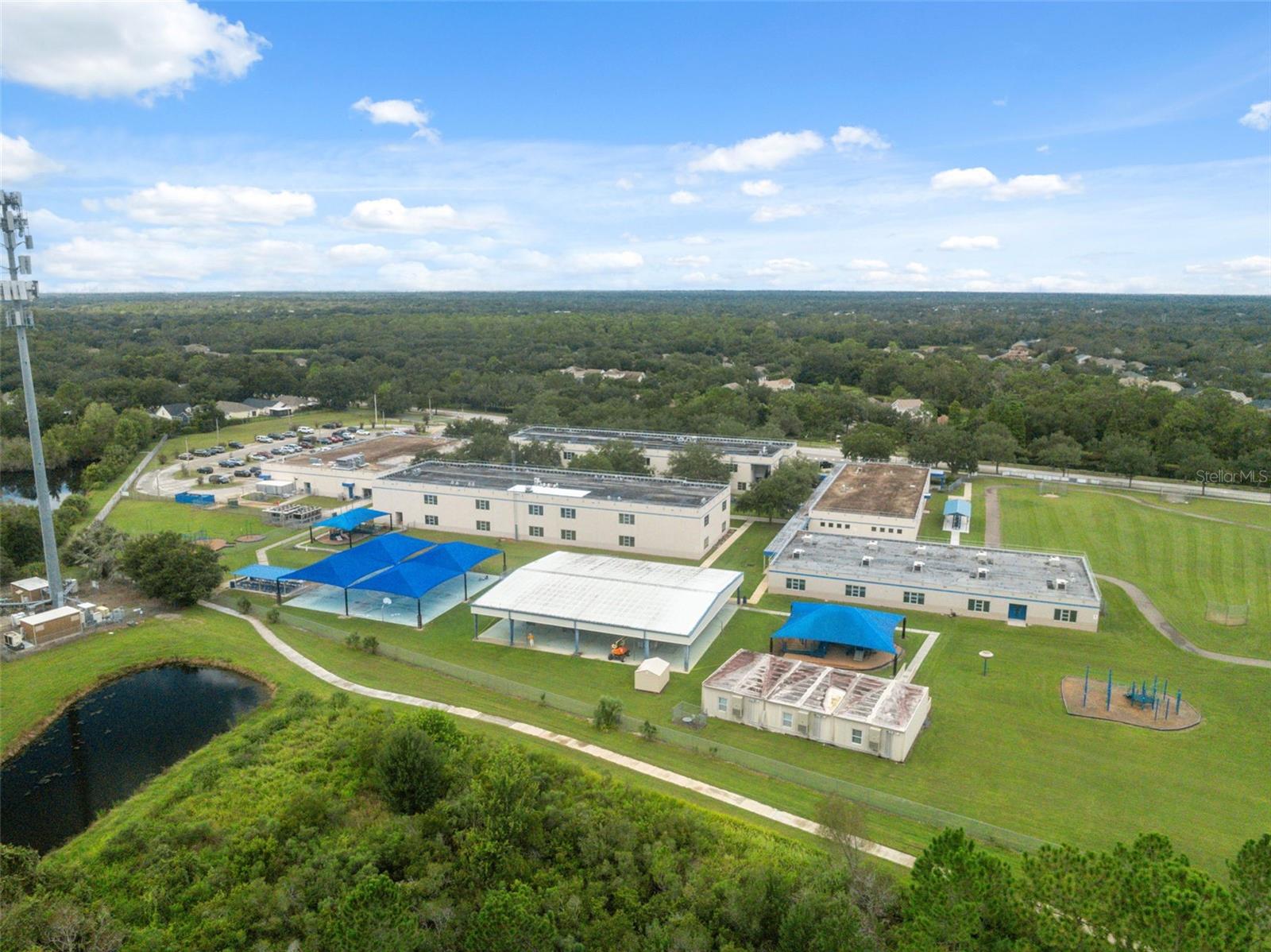 FISHHAWK RANCH TOWNCENTER PHAS - Residential