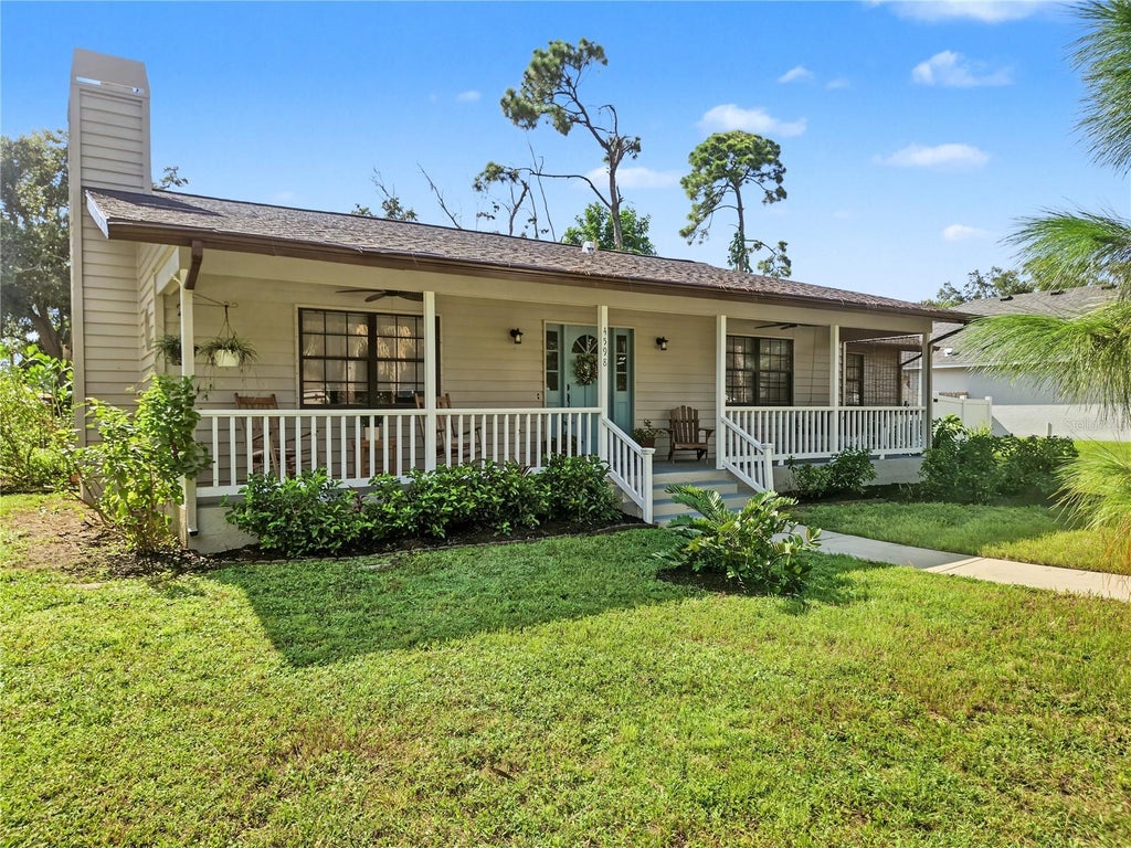 Photo of 4598 Cactus Avenue, Sarasota, FL 34231 (MLS # A4707912)