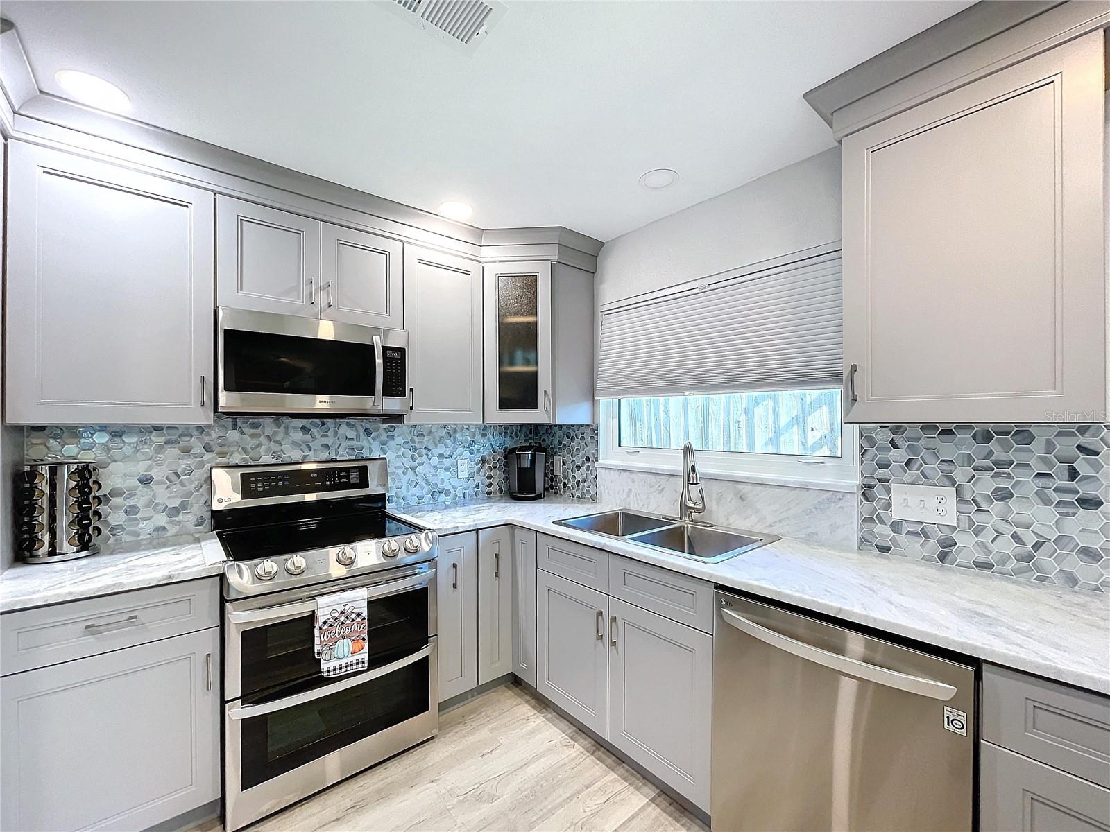 HARBOR WOODS - Residential Lease