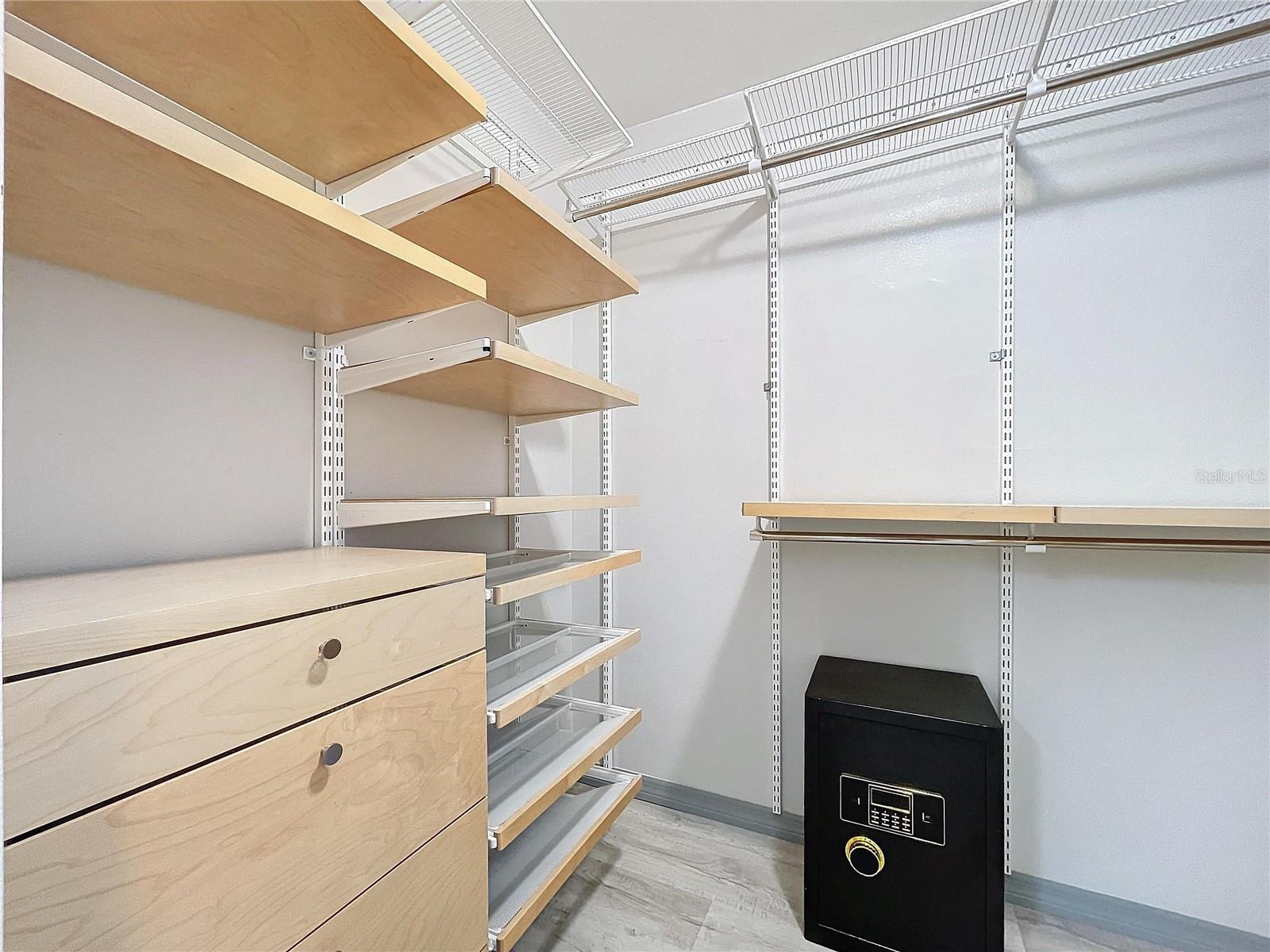 HARBOR WOODS - Residential Lease