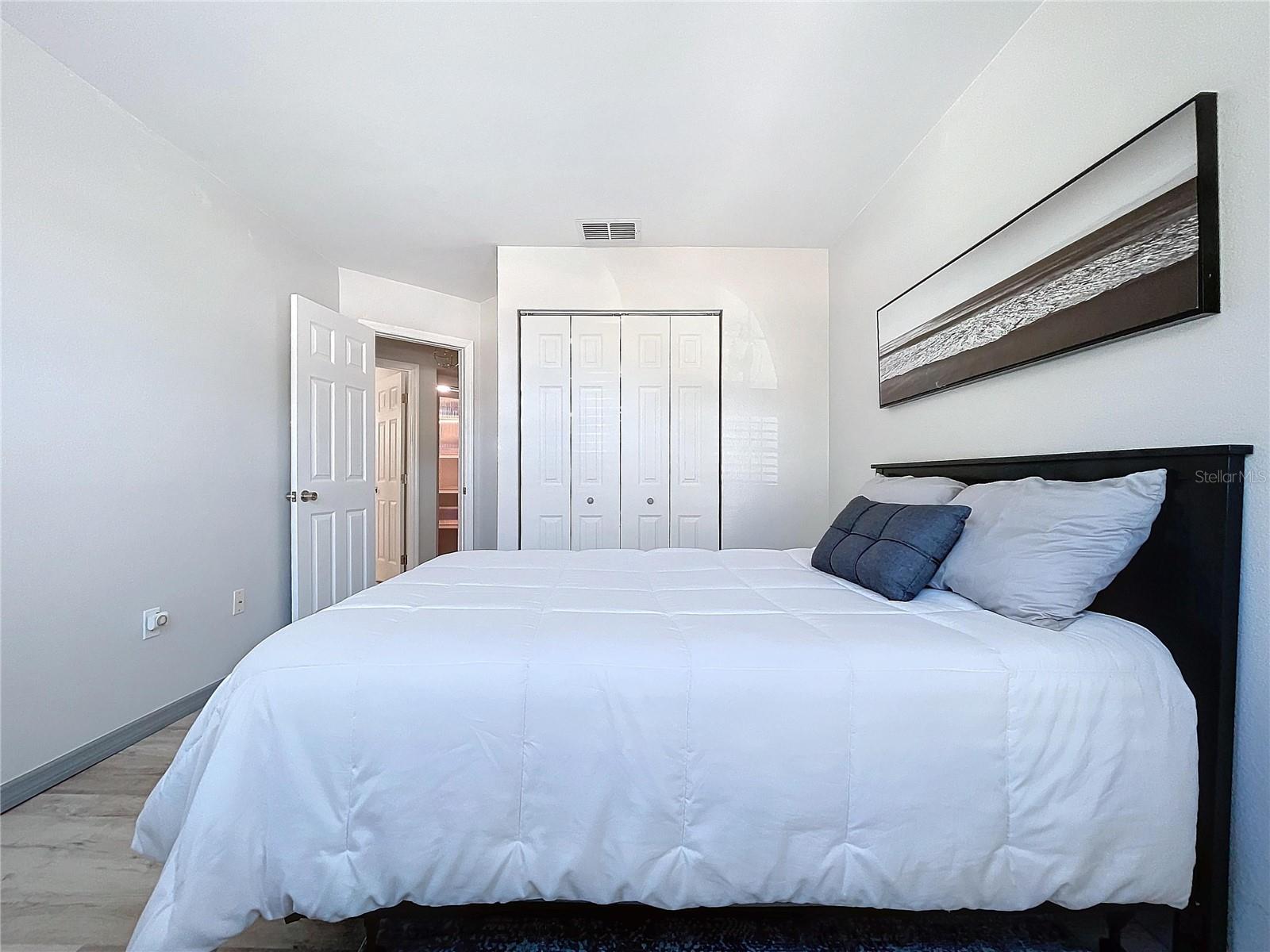 HARBOR WOODS - Residential Lease