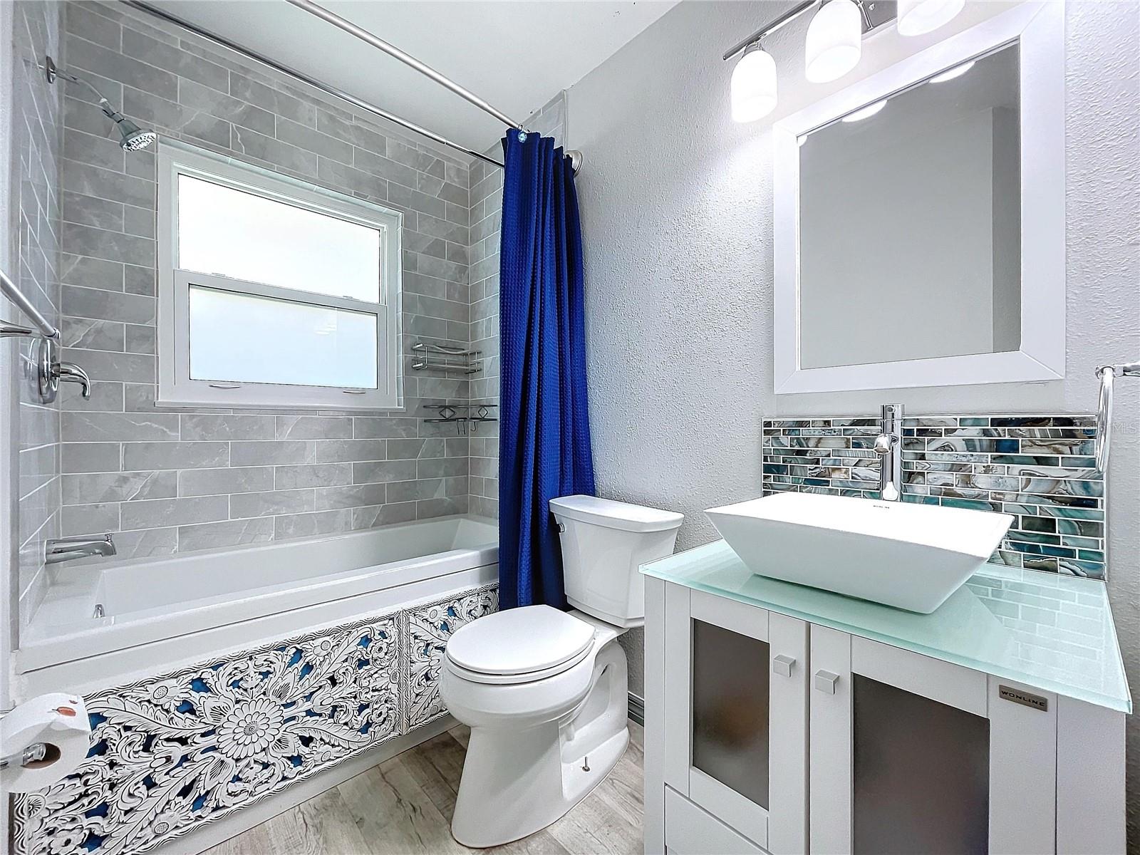 HARBOR WOODS - Residential Lease