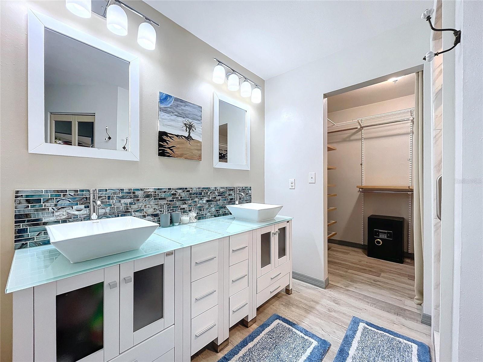 HARBOR WOODS - Residential Lease