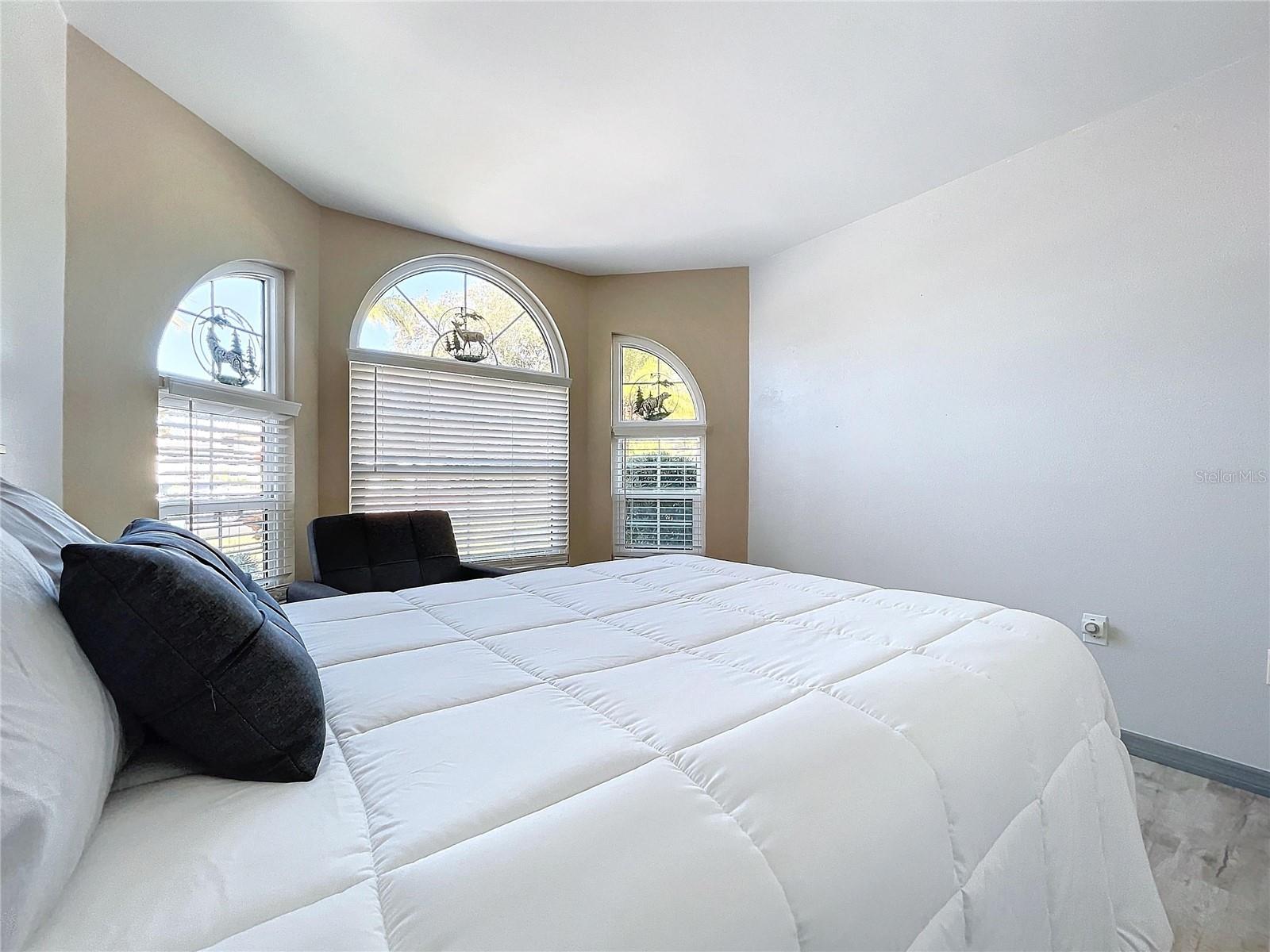 HARBOR WOODS - Residential Lease