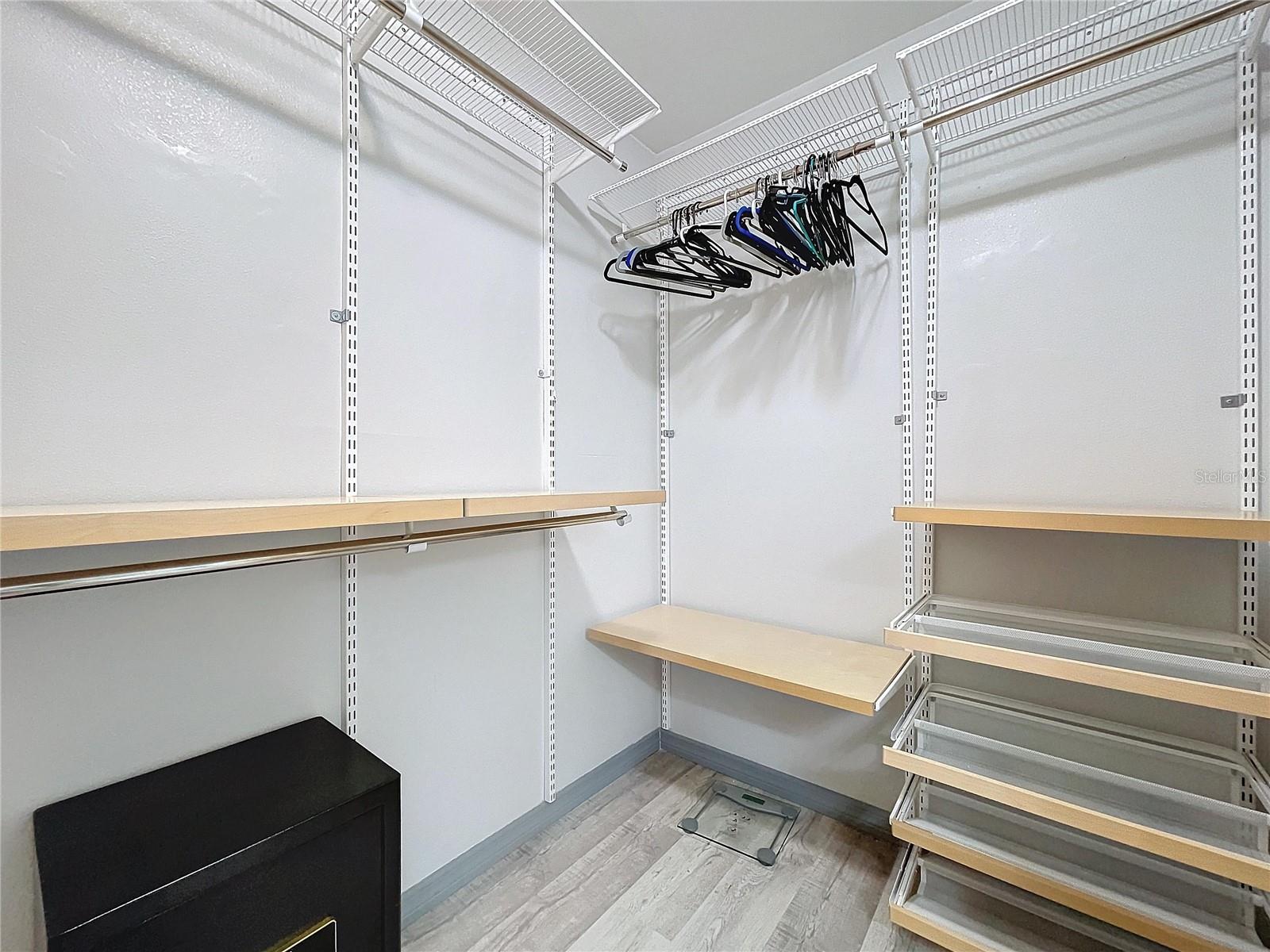 HARBOR WOODS - Residential Lease