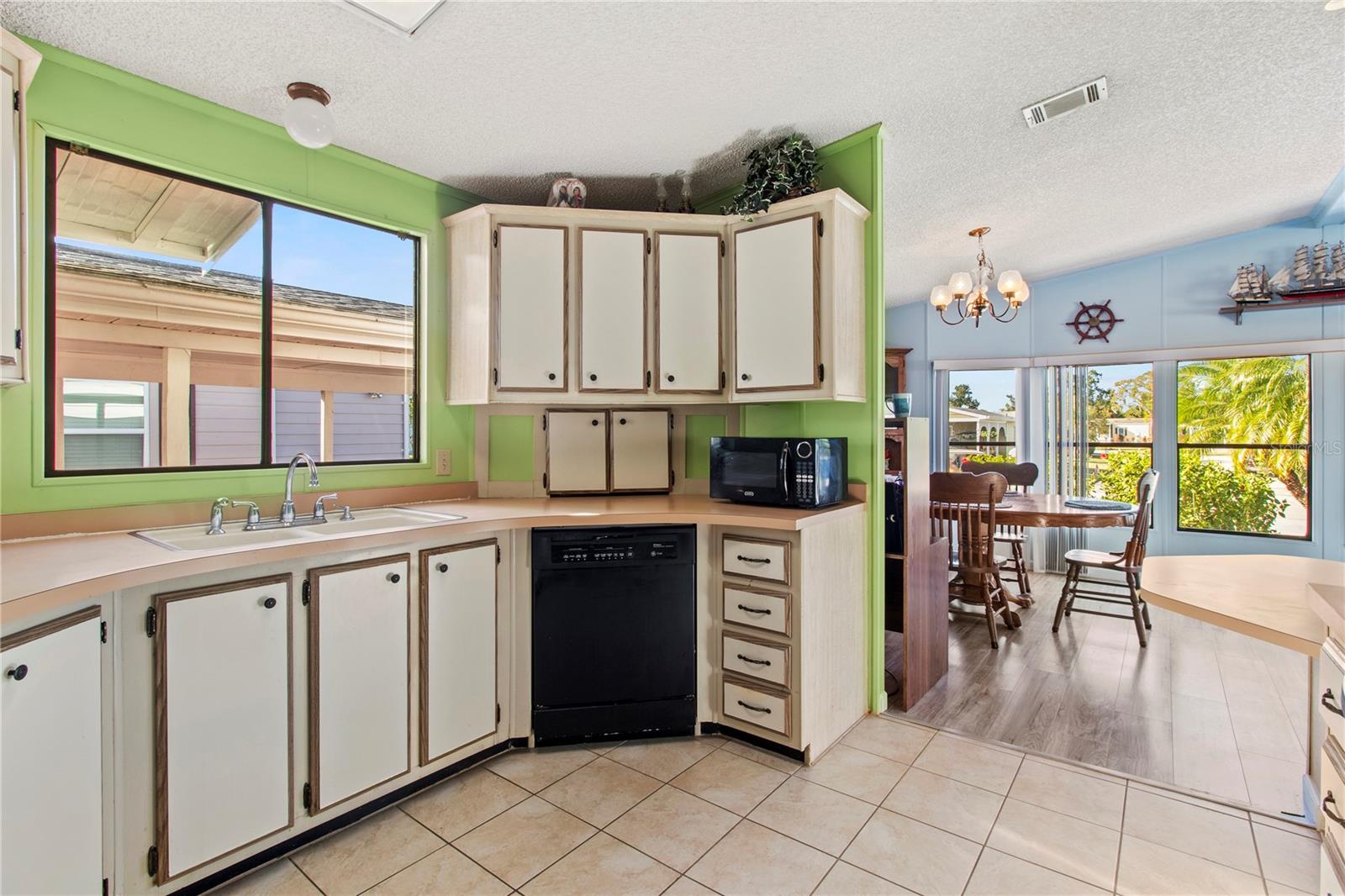 RIDGEWOOD MEADOWS PH II & III - Residential