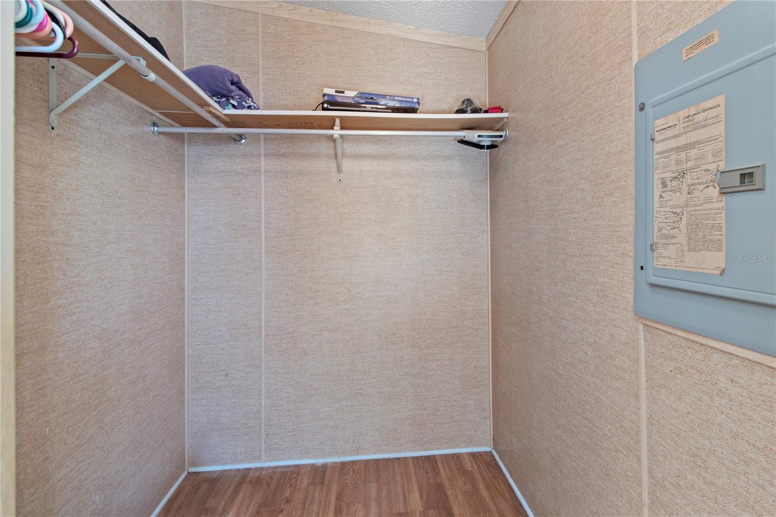 RIDGEWOOD MEADOWS PH II & III - Residential