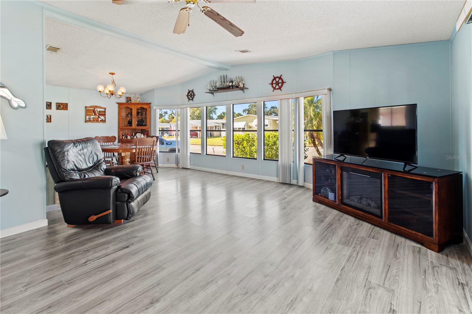 RIDGEWOOD MEADOWS PH II & III - Residential