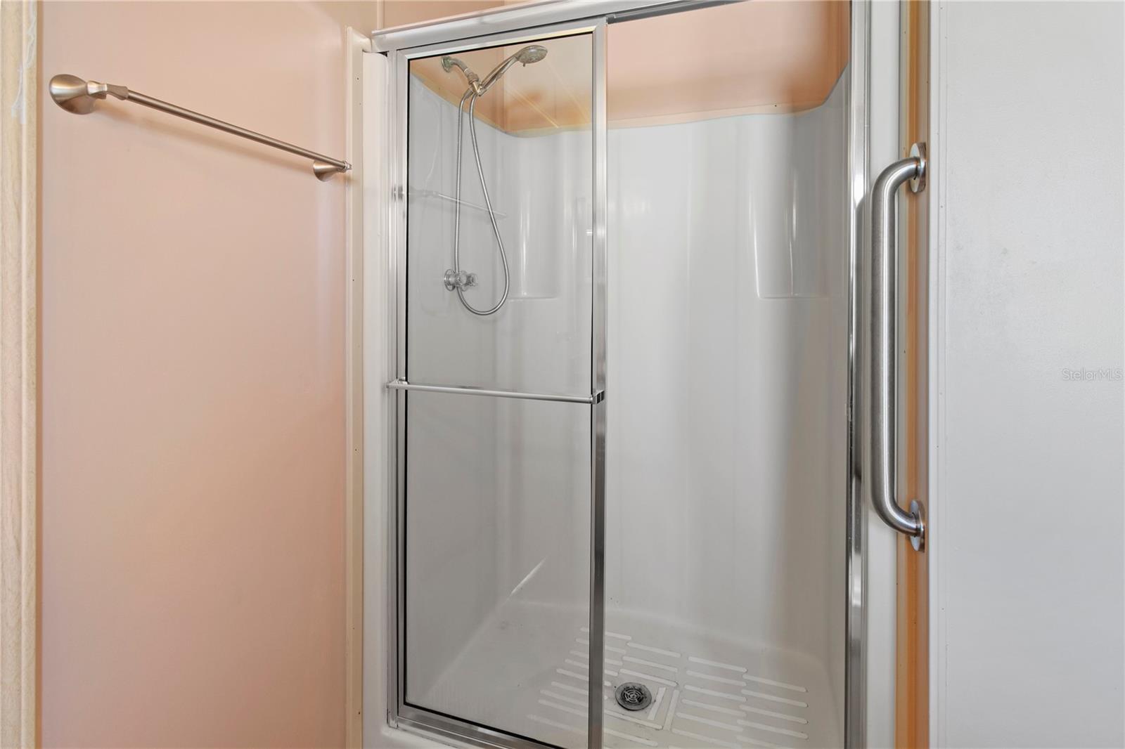 RIDGEWOOD MEADOWS PH II & III - Residential