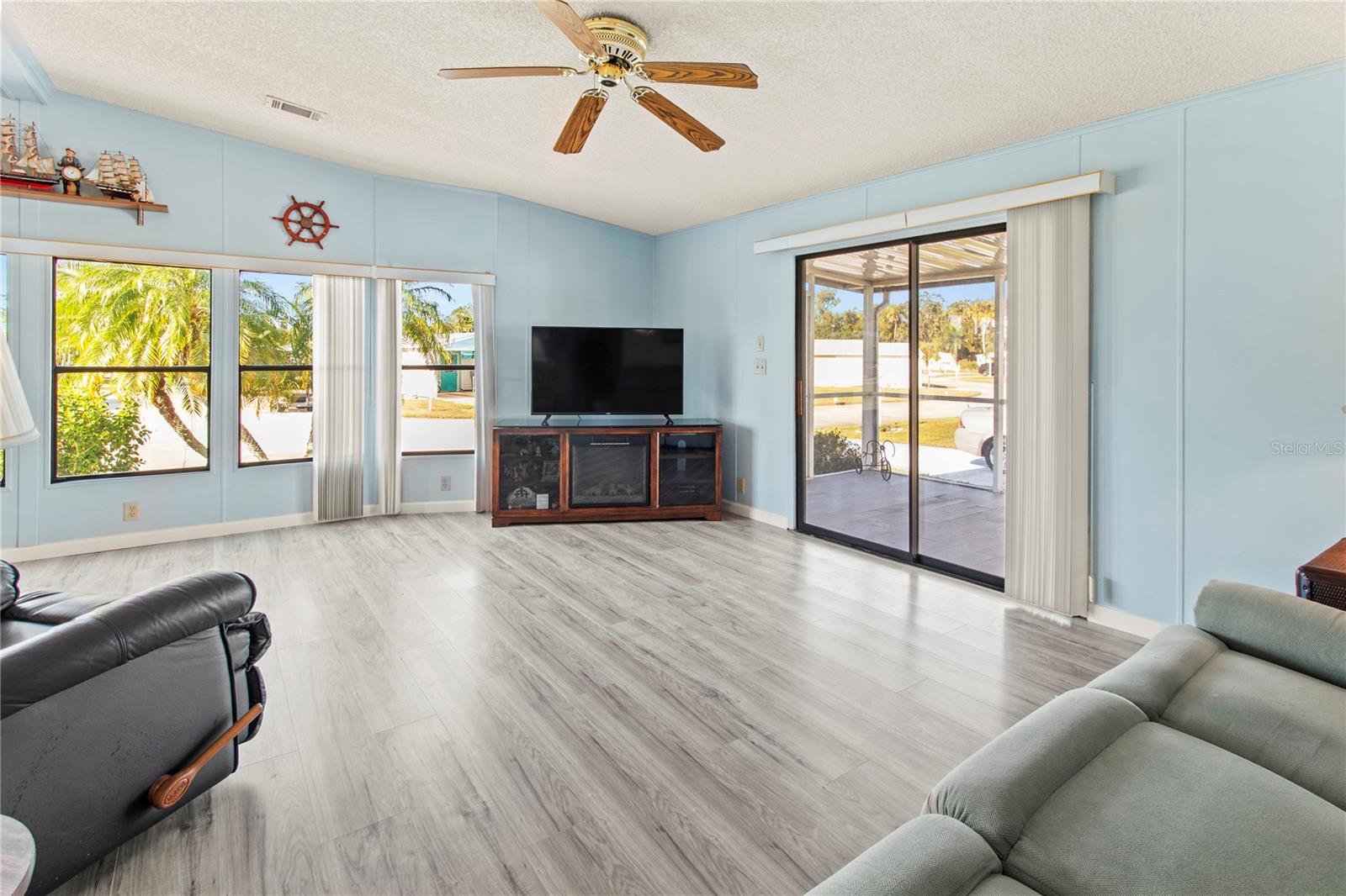 RIDGEWOOD MEADOWS PH II & III - Residential