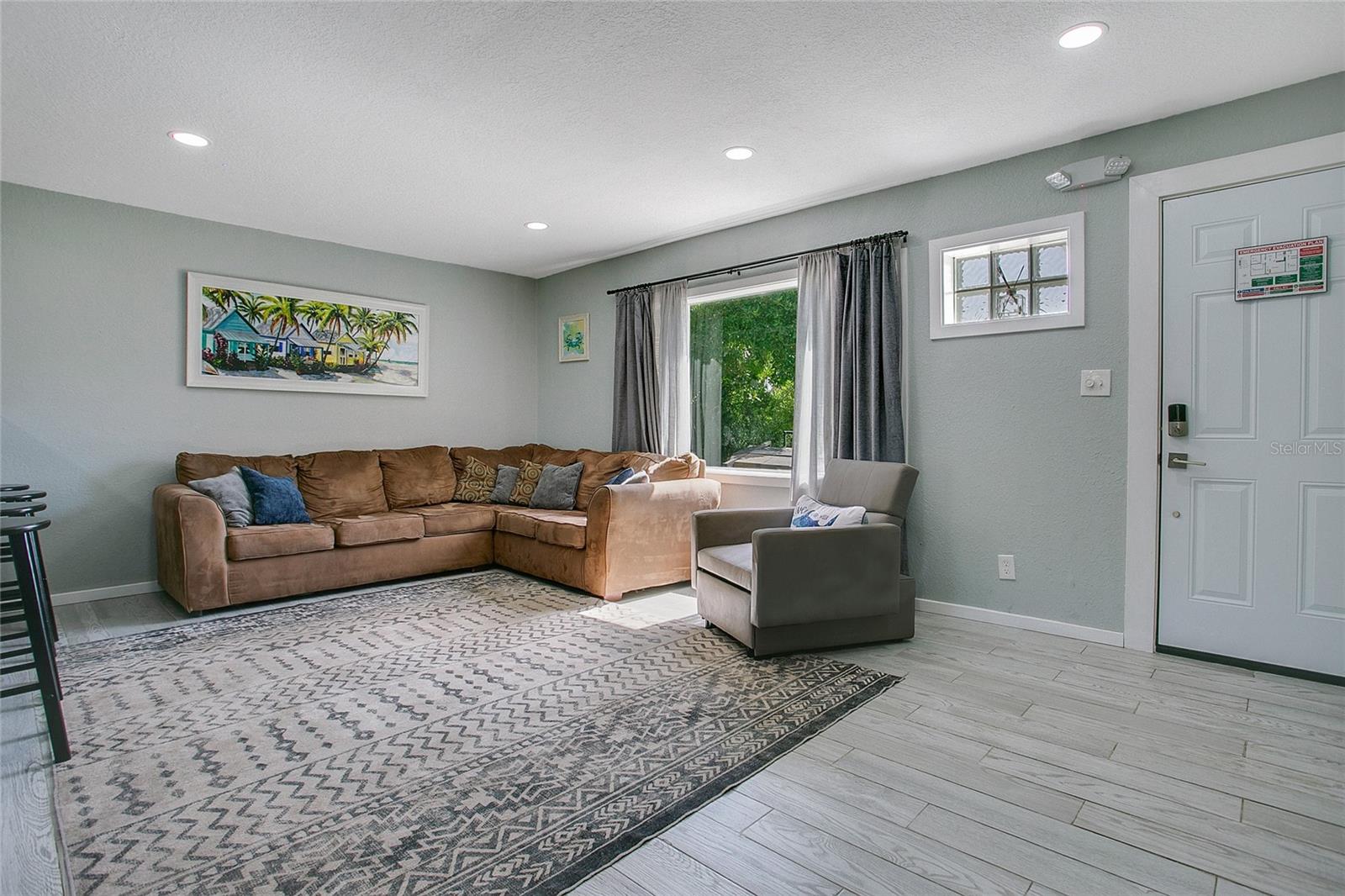 450 S BREVARD AVENUE