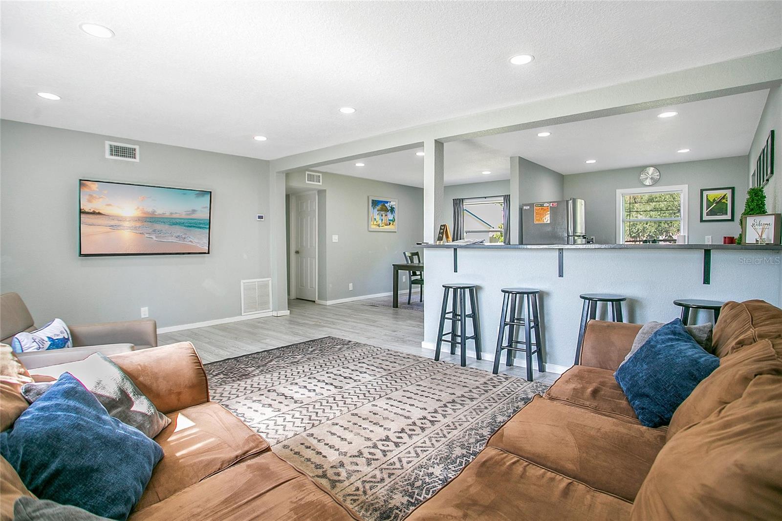 450 S BREVARD AVENUE