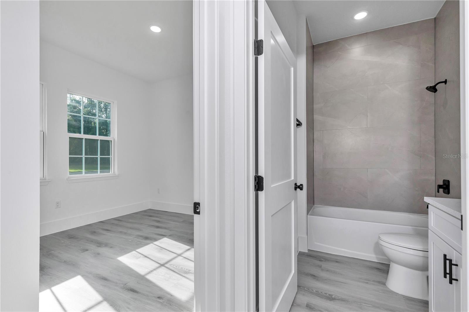 CITRUS SPGS UNIT 26 - Residential