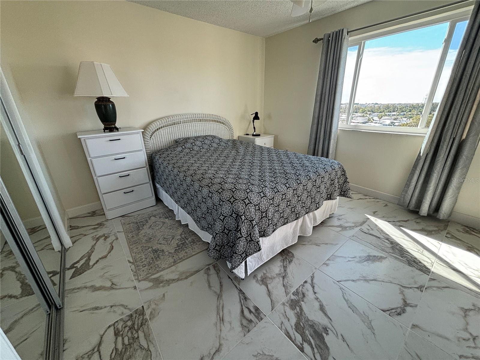 IMPERIAL COVE 9 - Residential Lease